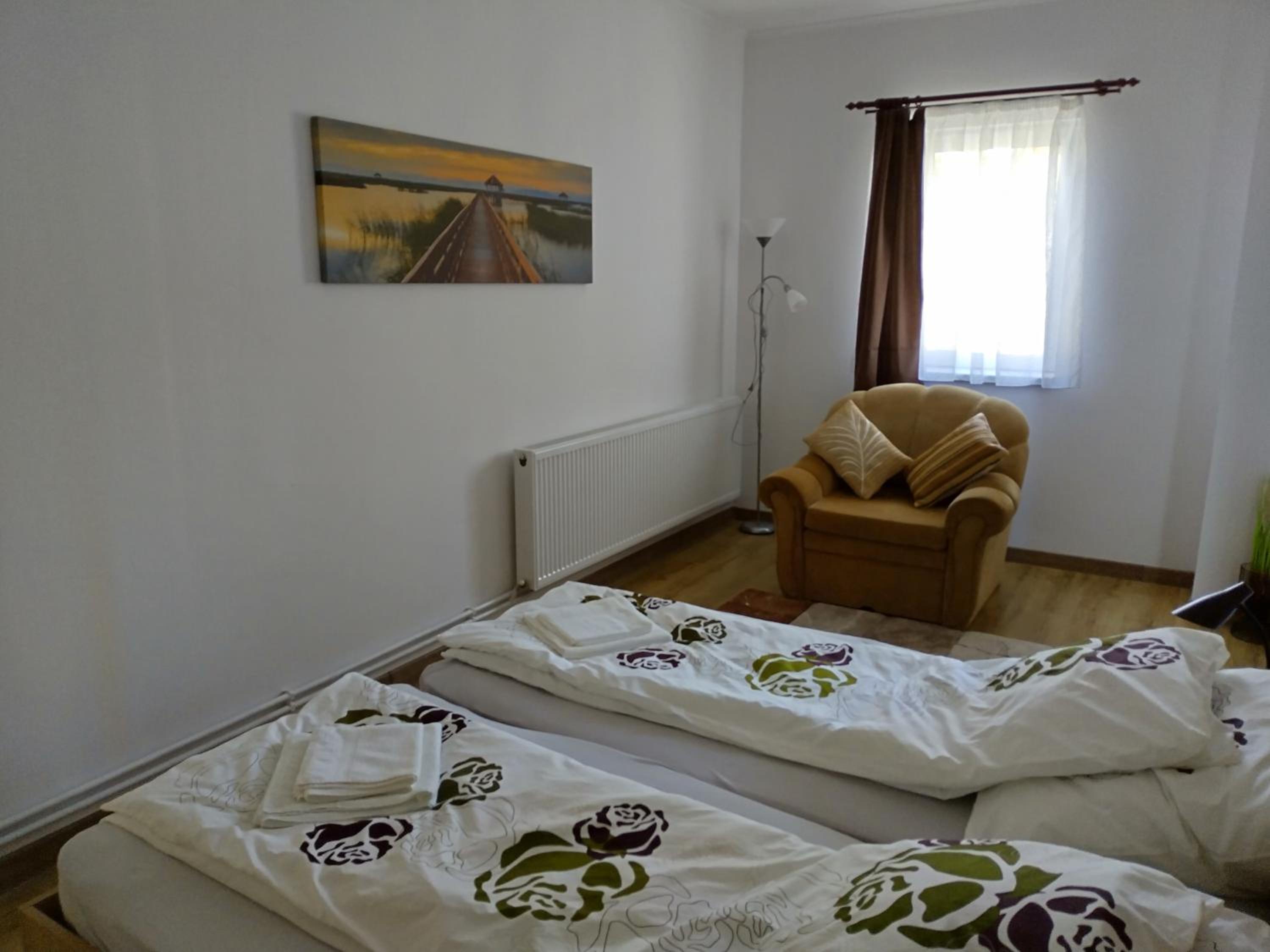 One-Bedroom Apartment photo 3