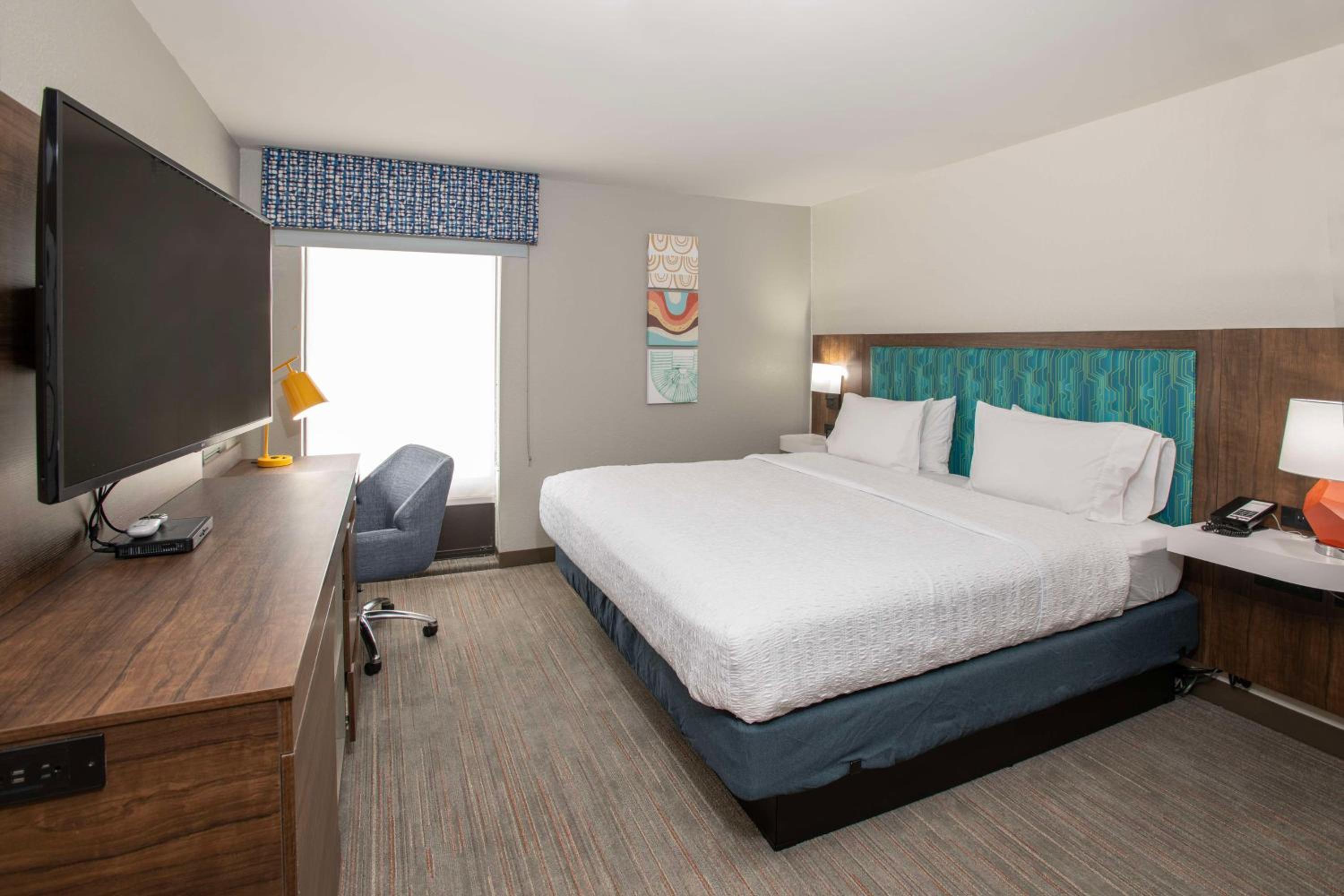 One-Bedroom Suite - Non-Smoking - Photo 1