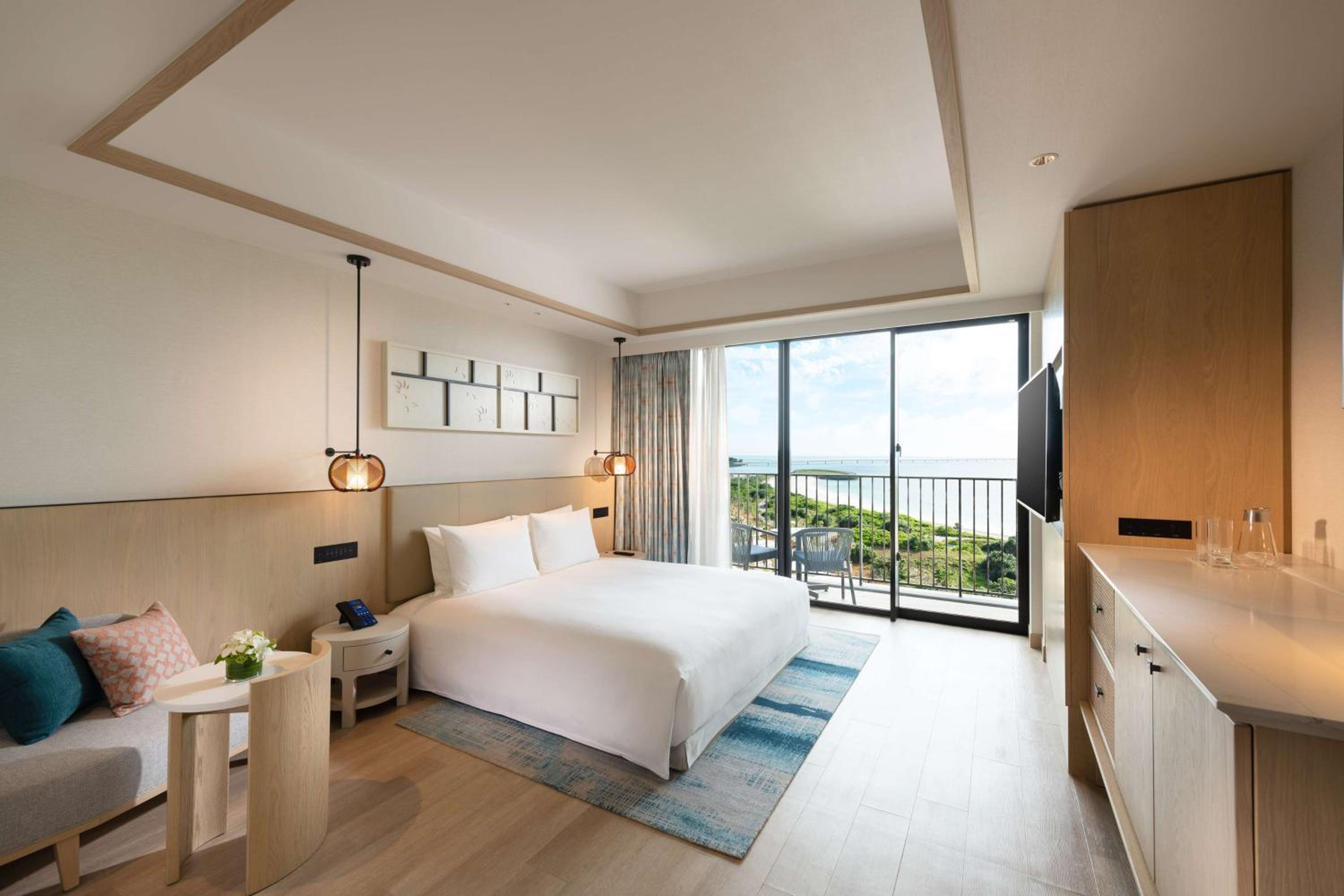 King Room - Mobility Accessible  - Photo 1