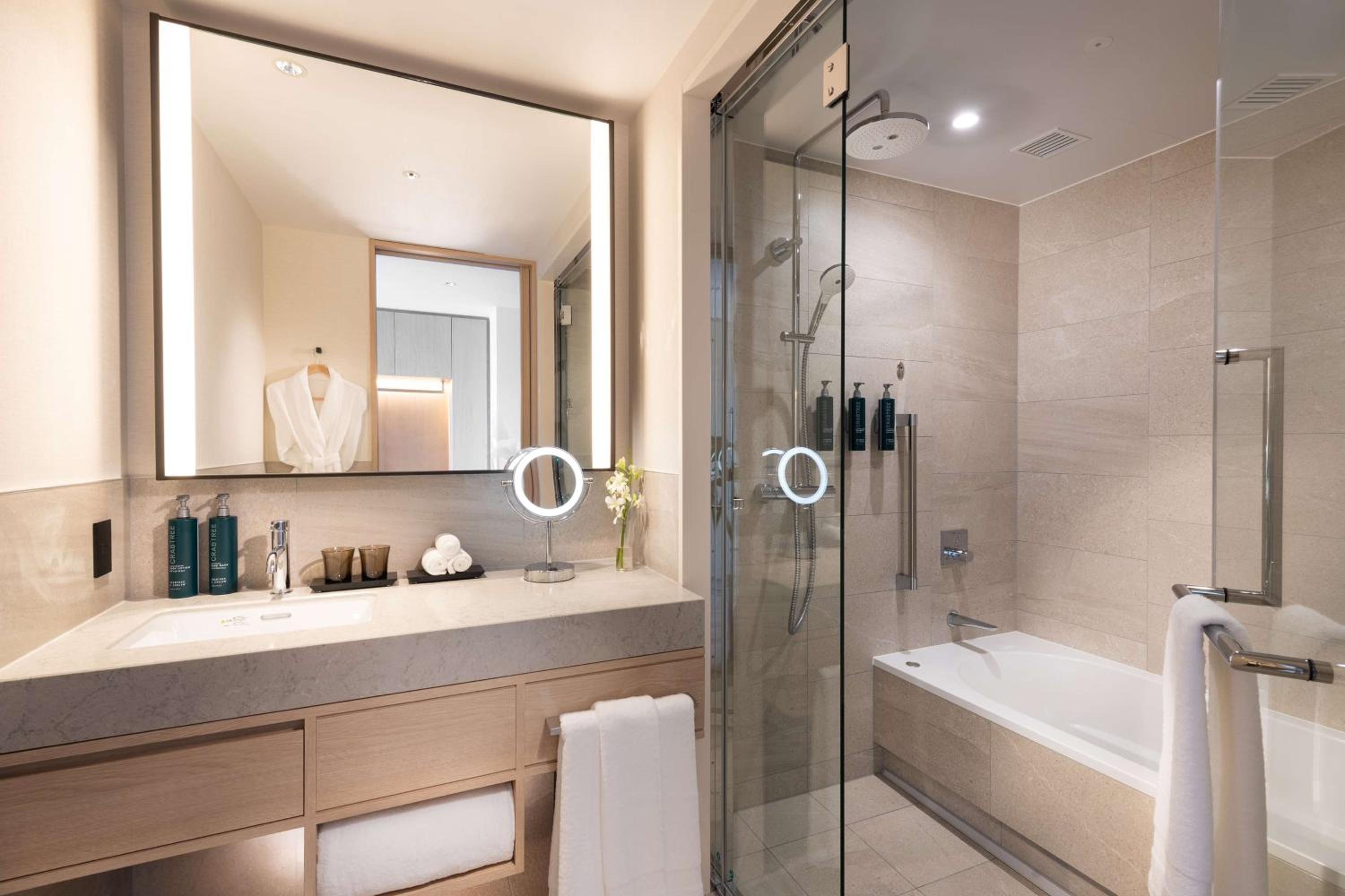 Premium Twin Room with Ocean View - Photo 6
