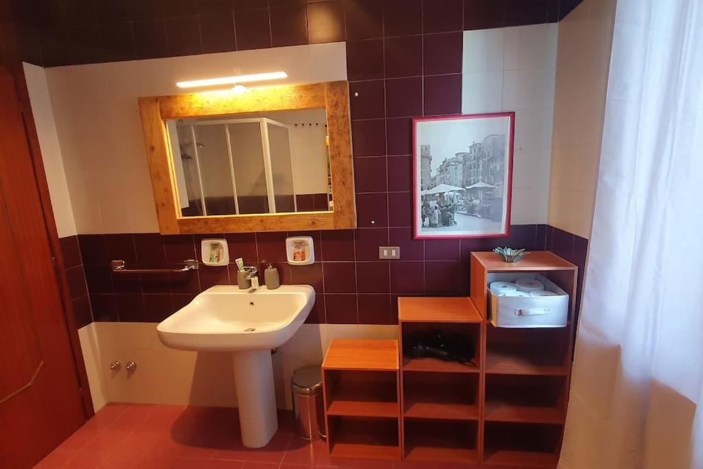 Three-Bedroom Apartment photo 2