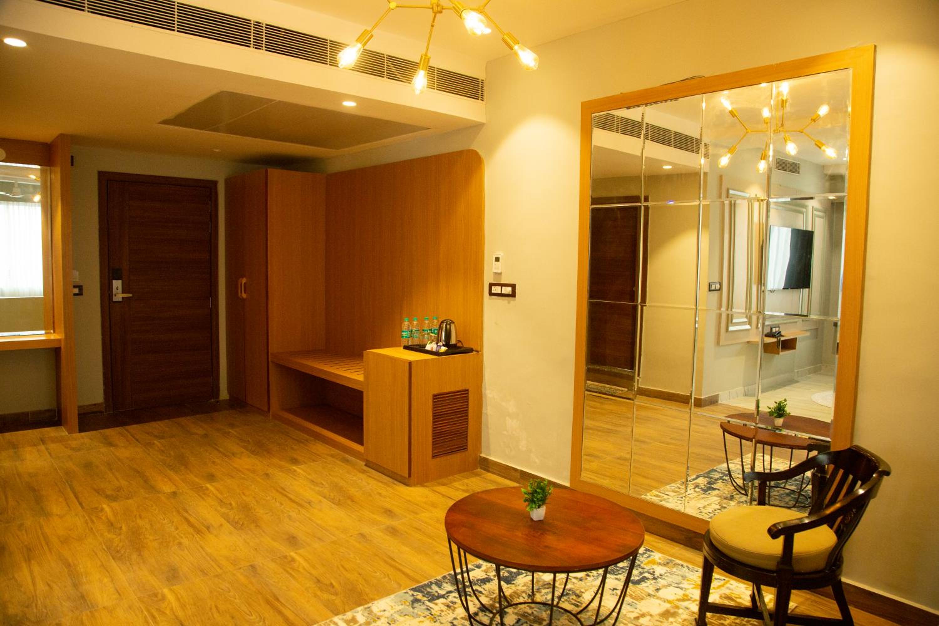 Family Suite - Photo 5