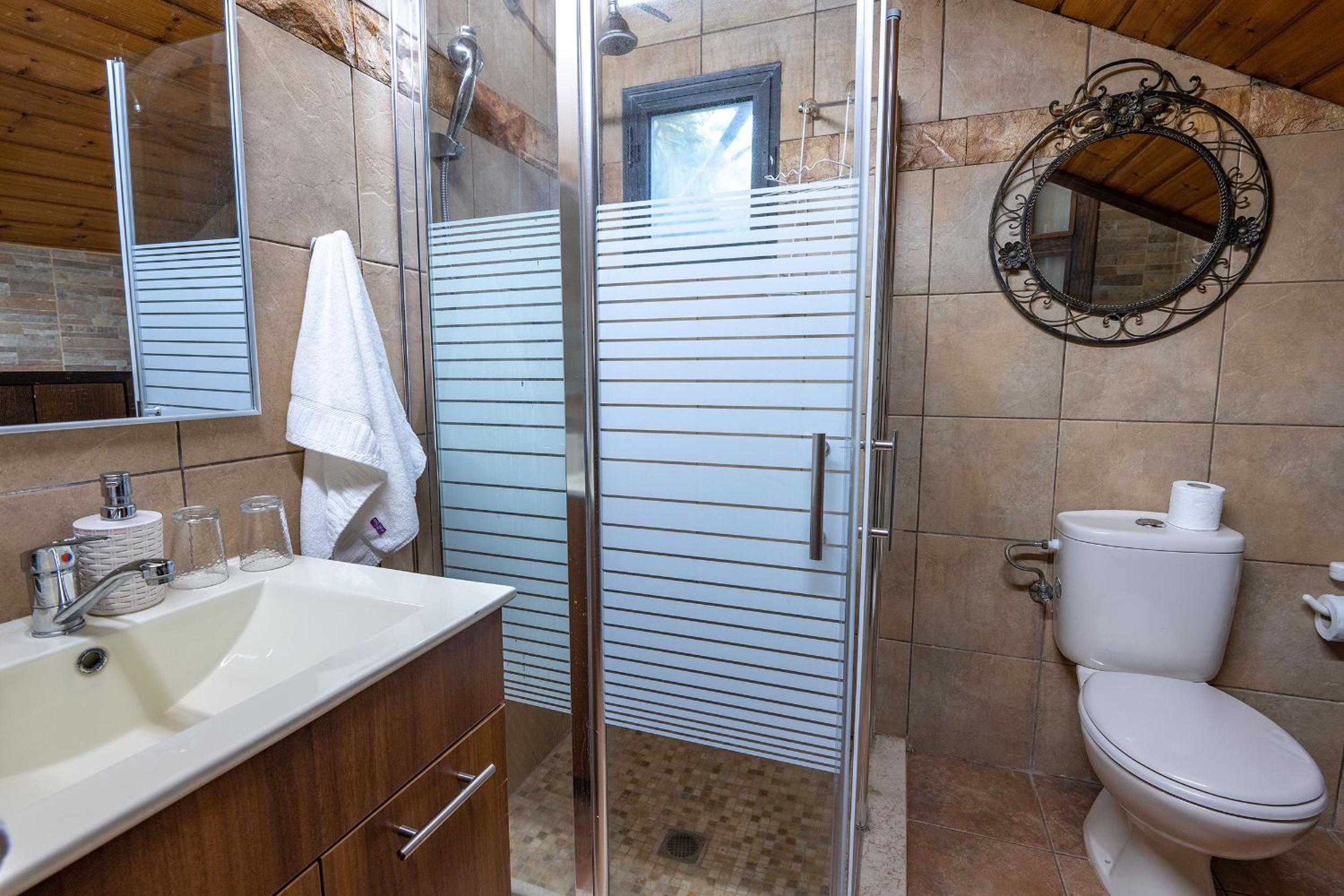 Deluxe Family Suite photo 2