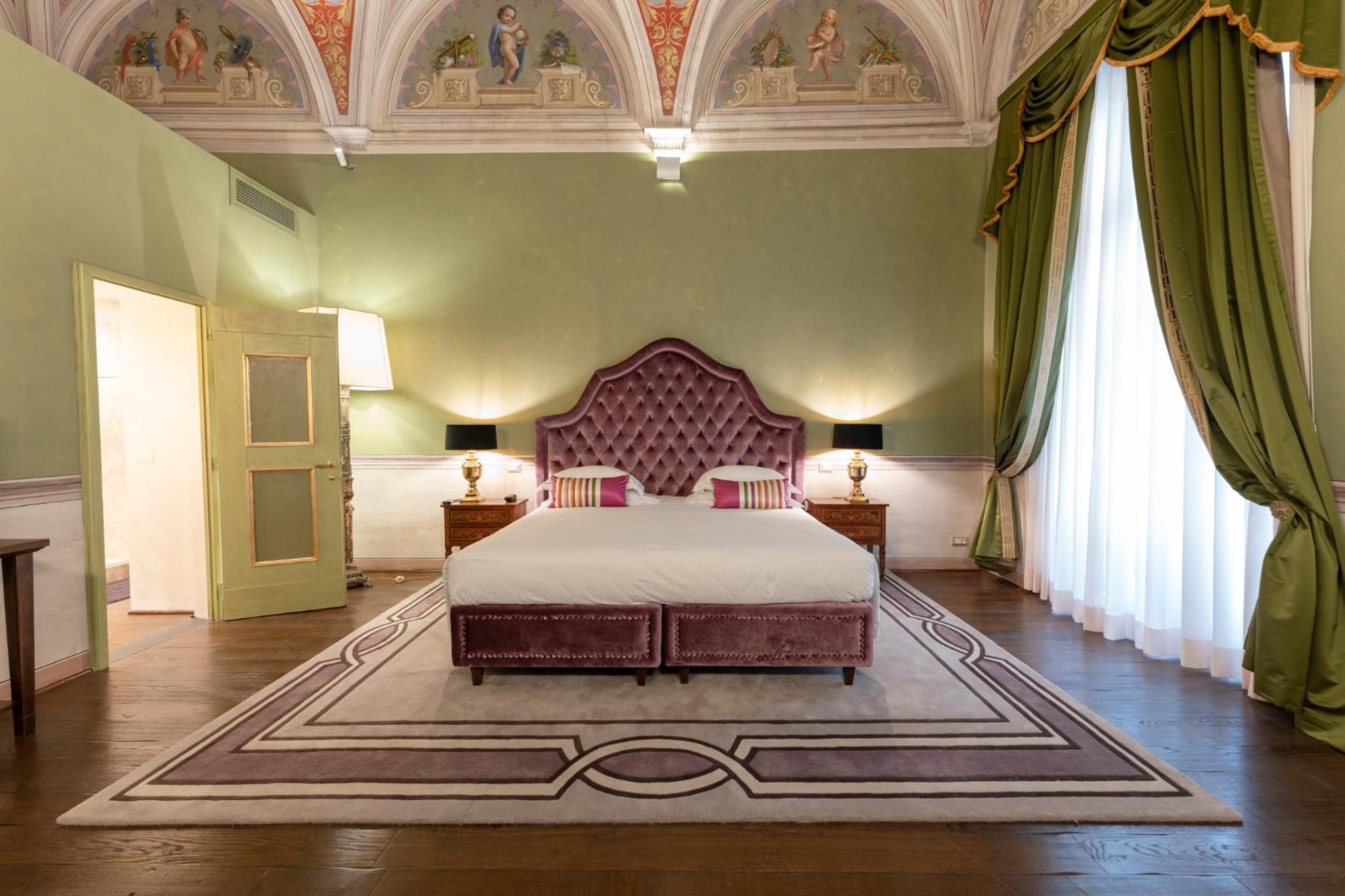 King Suite with Balcony