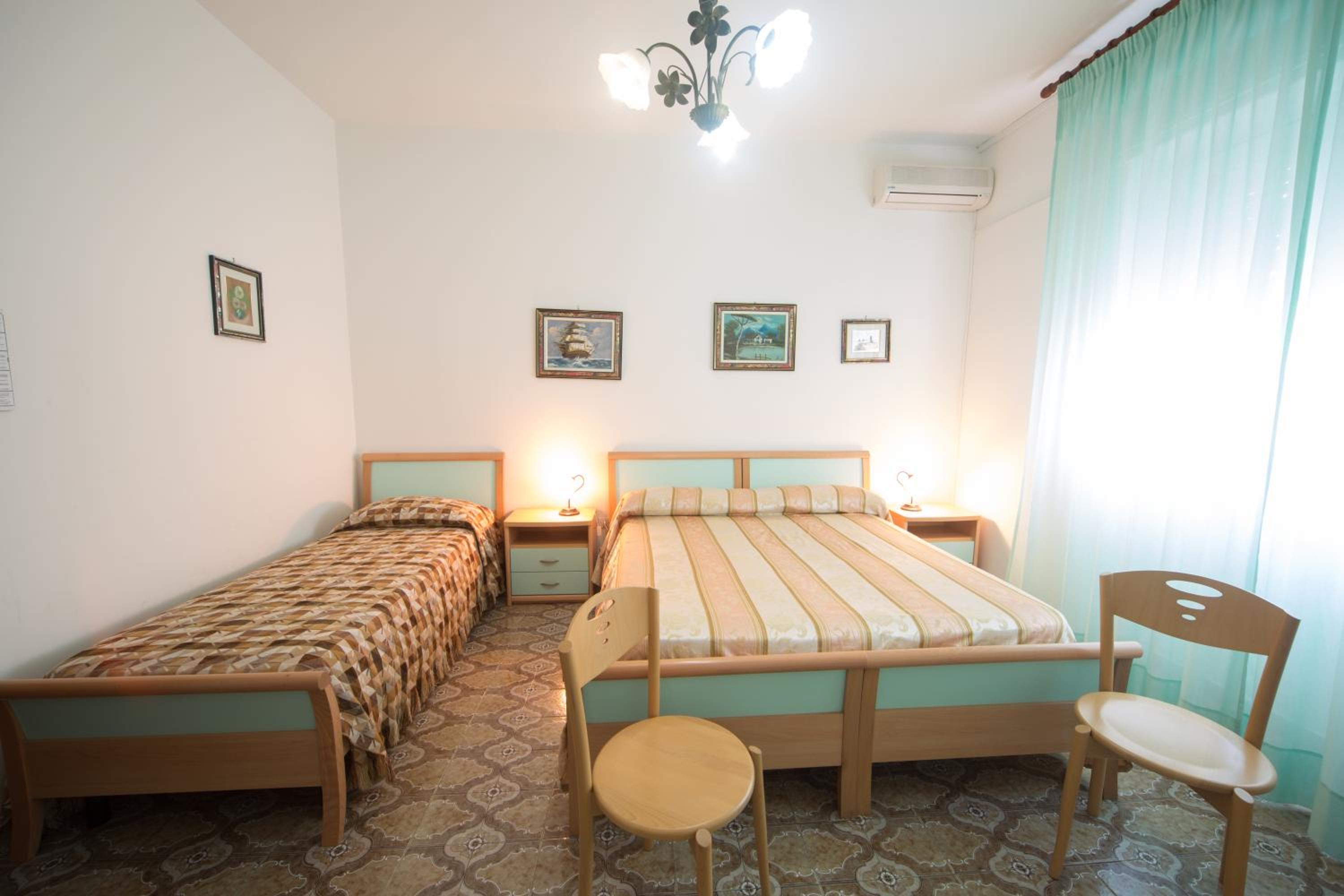 Triple Room - Photo 5
