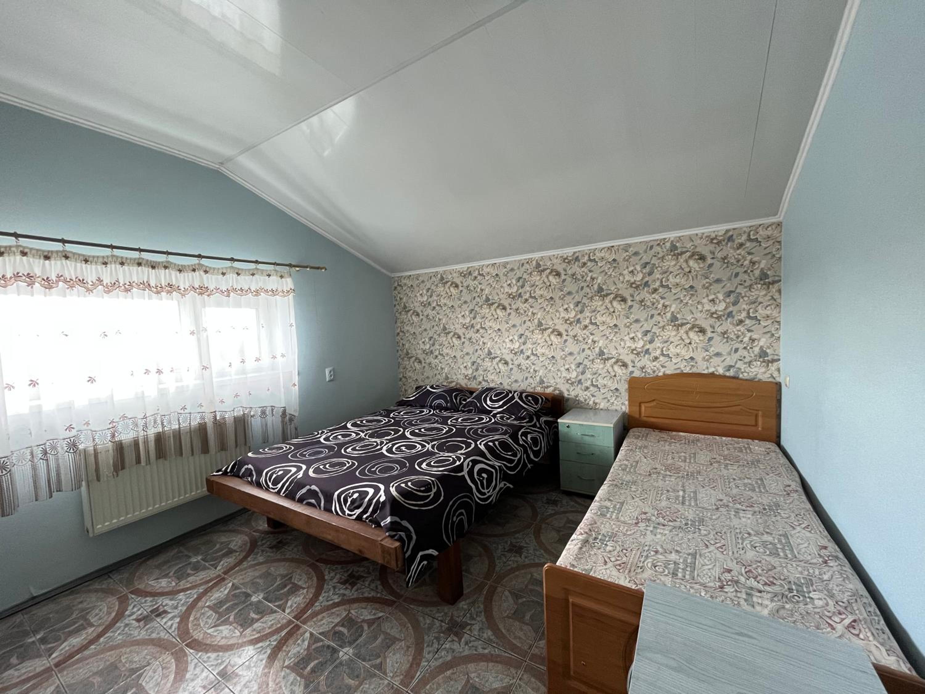 Double Room with Shared Bathroom photo 1