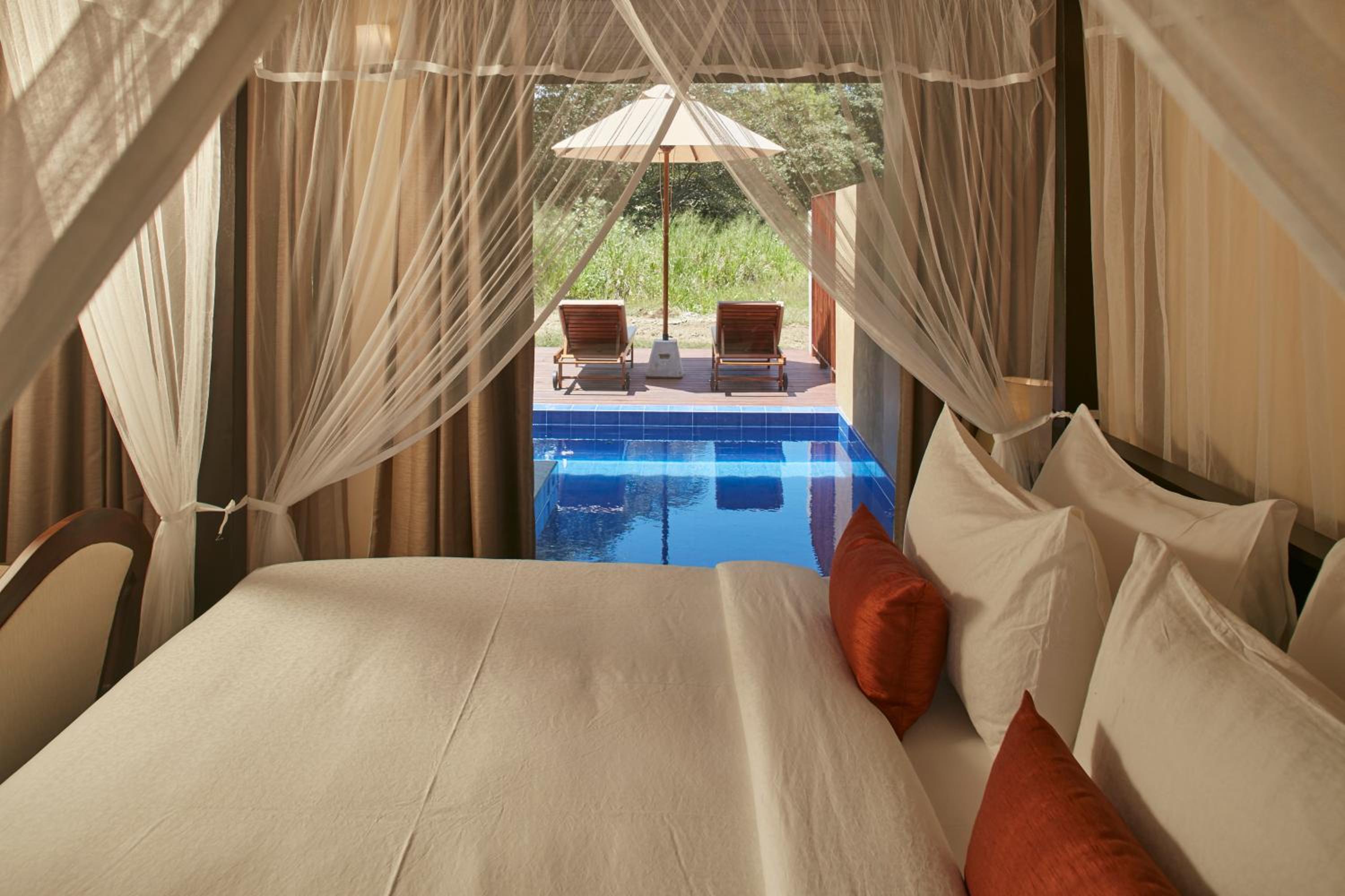 Grand Deluxe Suite with Plunge Pool photo 1