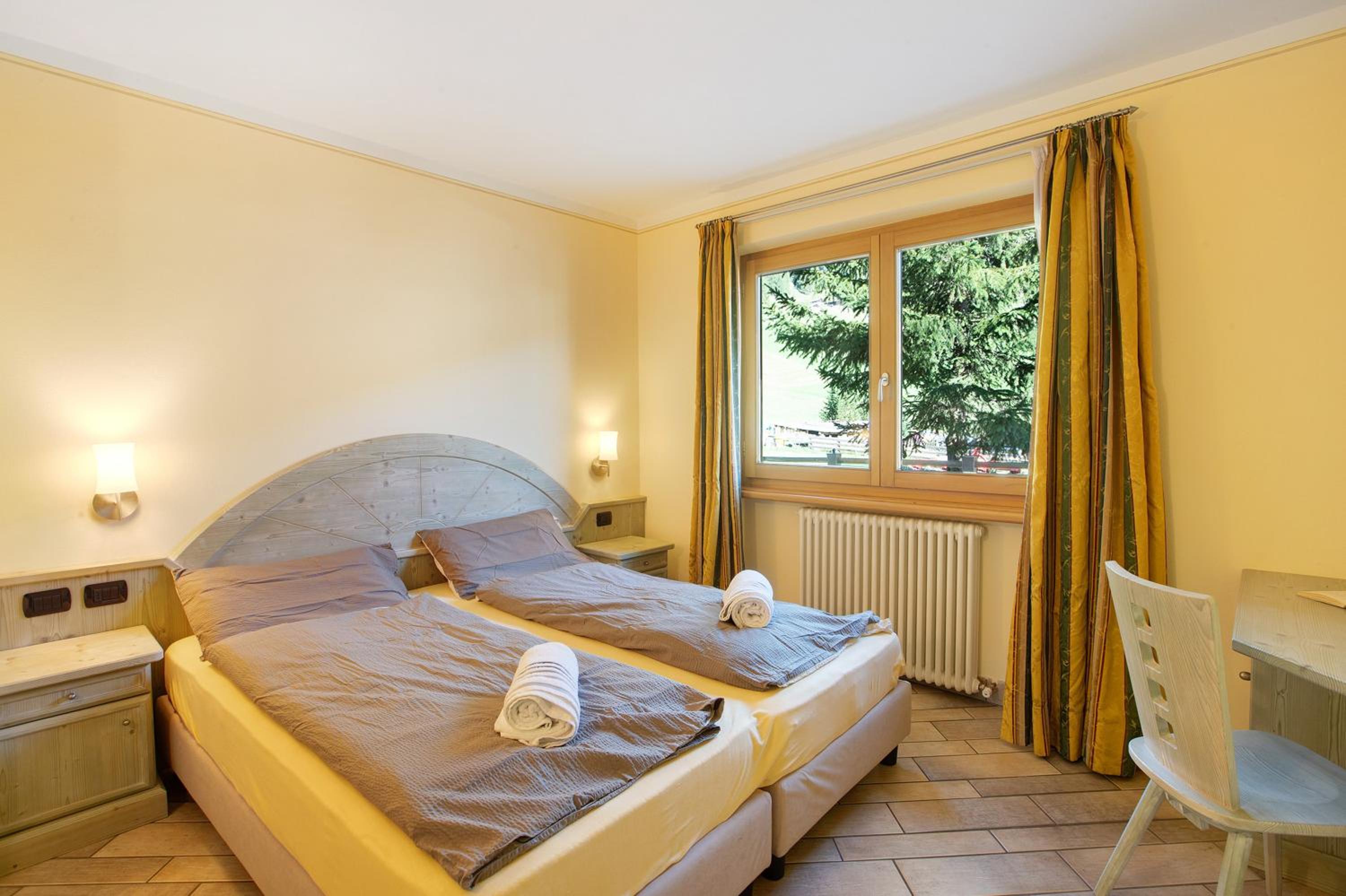 One-Bedroom Apartment with Garden View