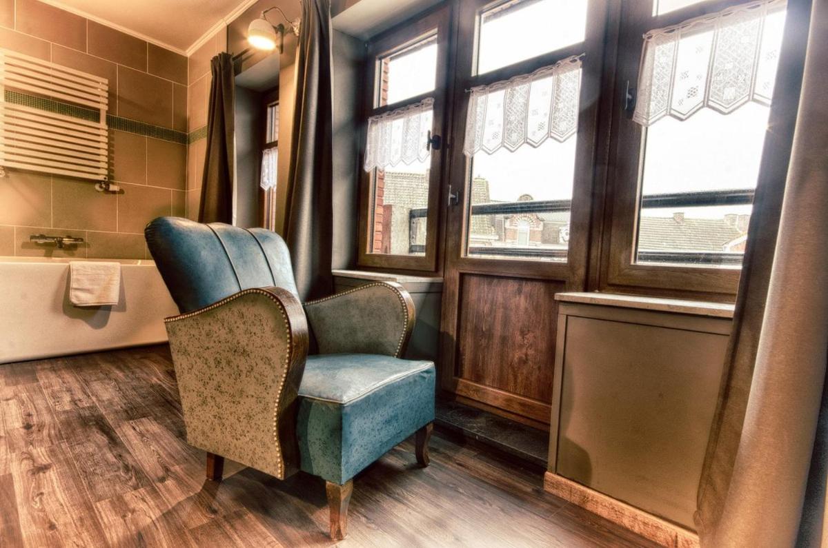 Superior King Room photo 3