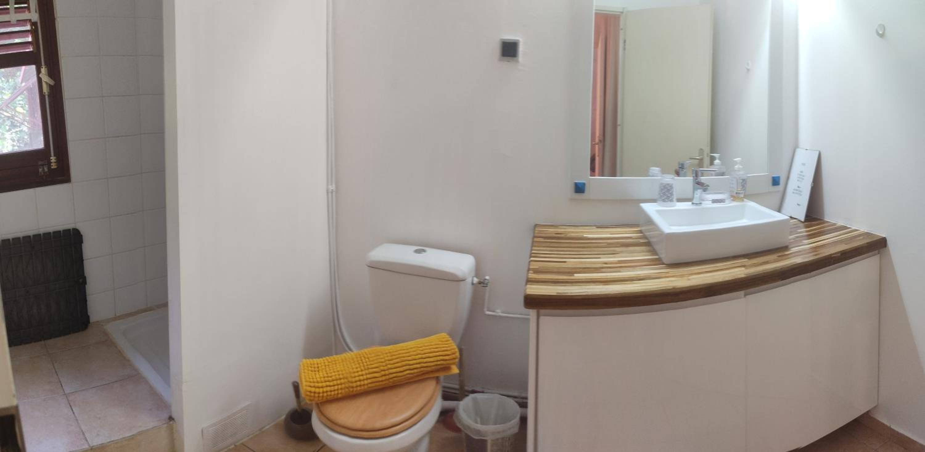 Two-Bedroom House - Photo 13