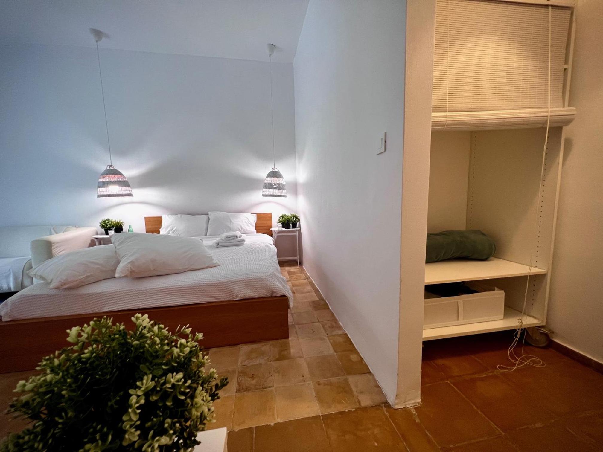 Apartment with Garden View