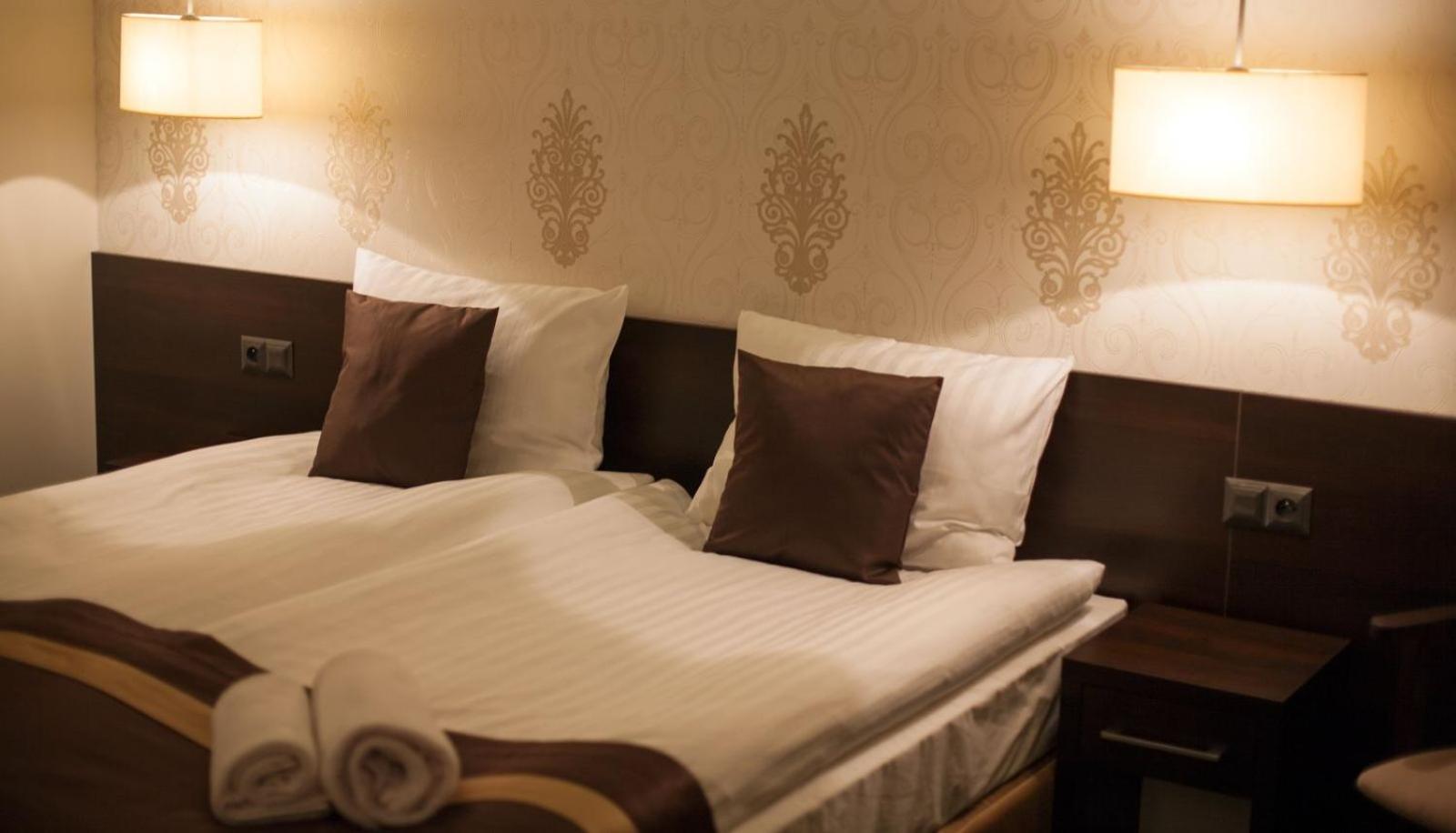 Deluxe Double Room - Photo 4