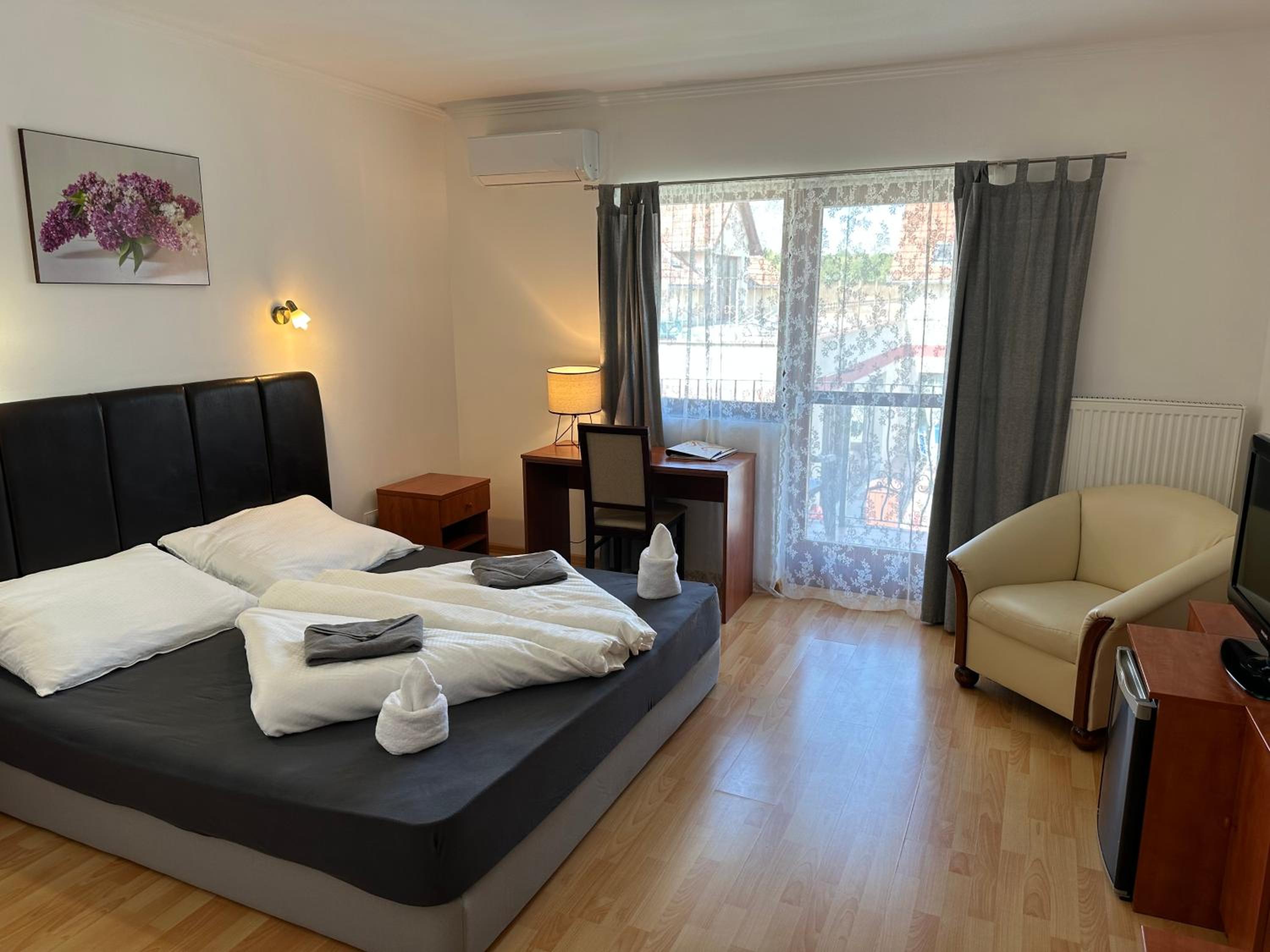 Double Room with Balcony photo 1