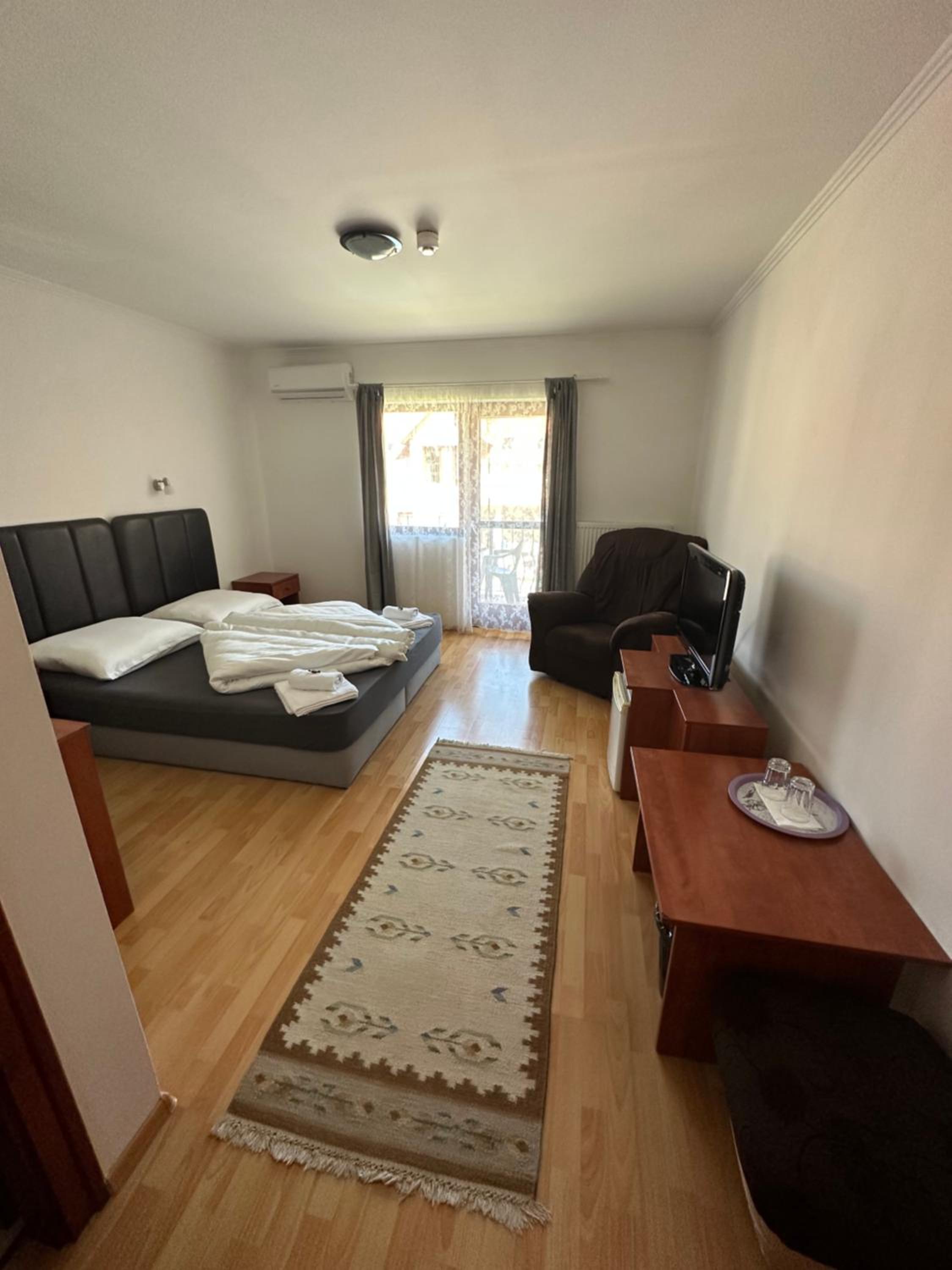 Double Room with Balcony photo 2
