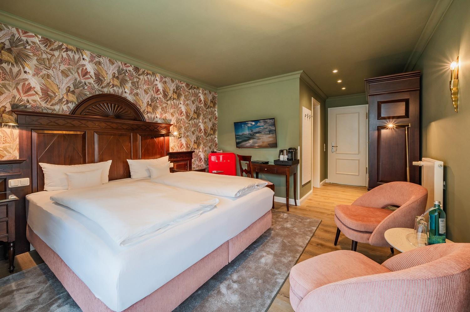 Comfort Room Land Side thumbnail 6