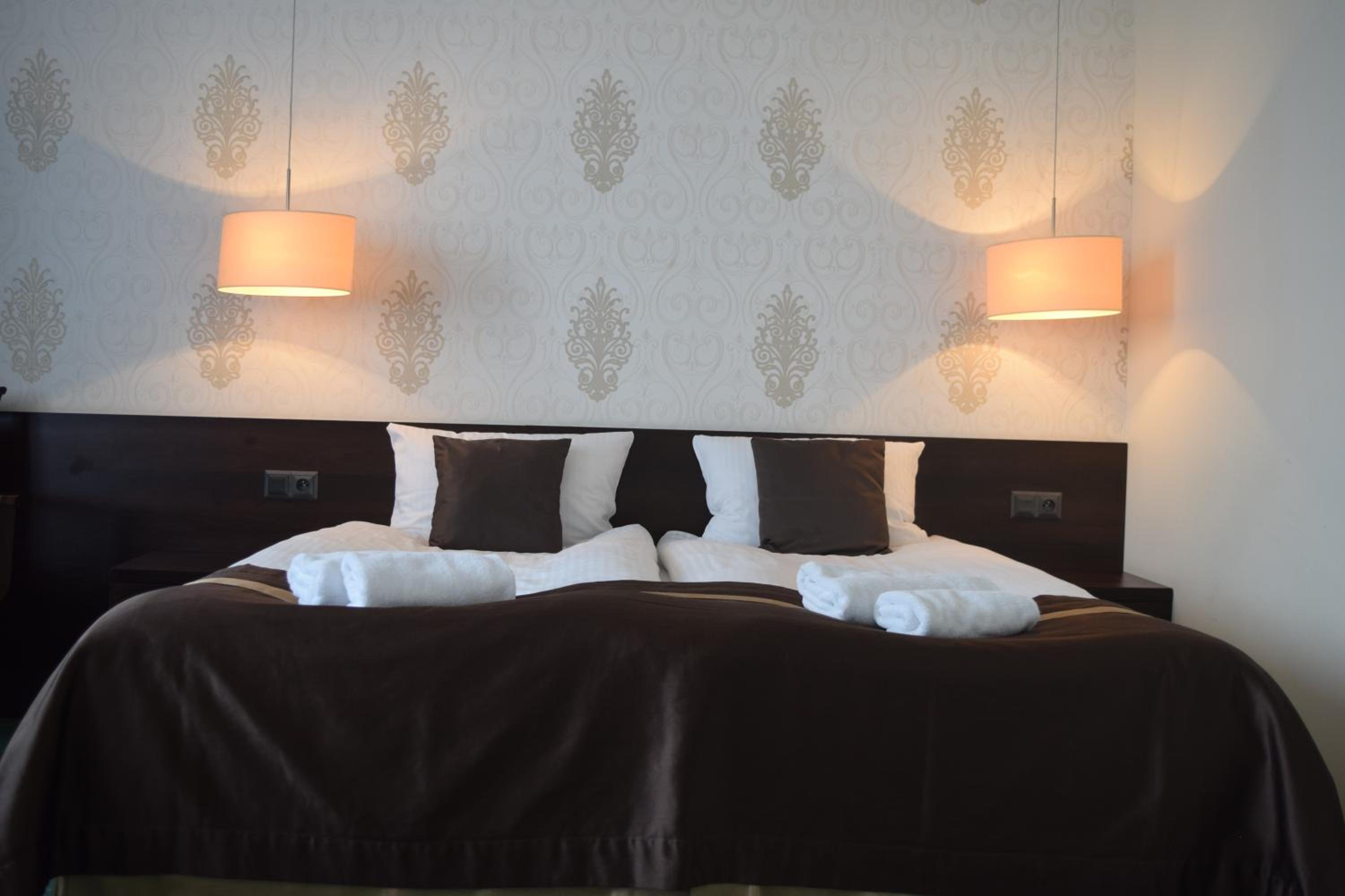Deluxe Double Room - Photo 7