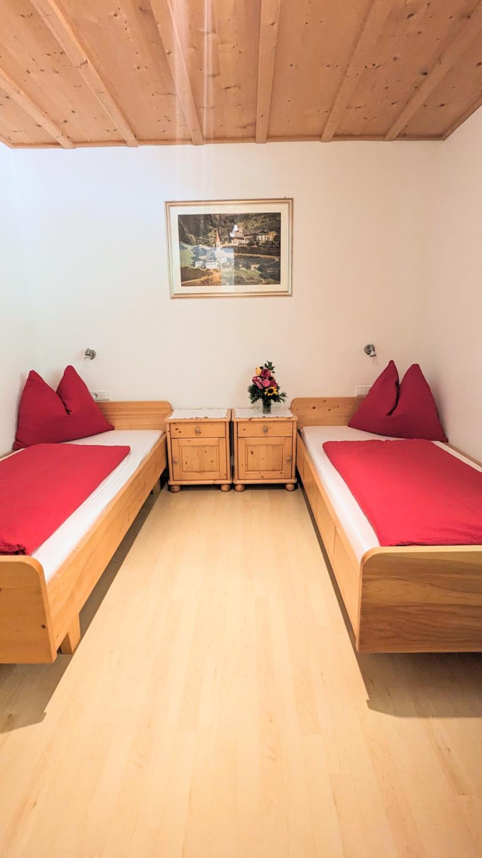 Two-Bedroom Apartment - Photo 2