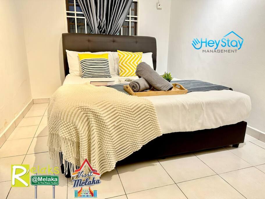 Four-Bedroom House - Photo 50