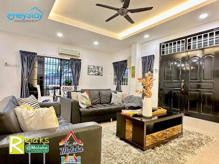 Four-Bedroom House - Photo 53