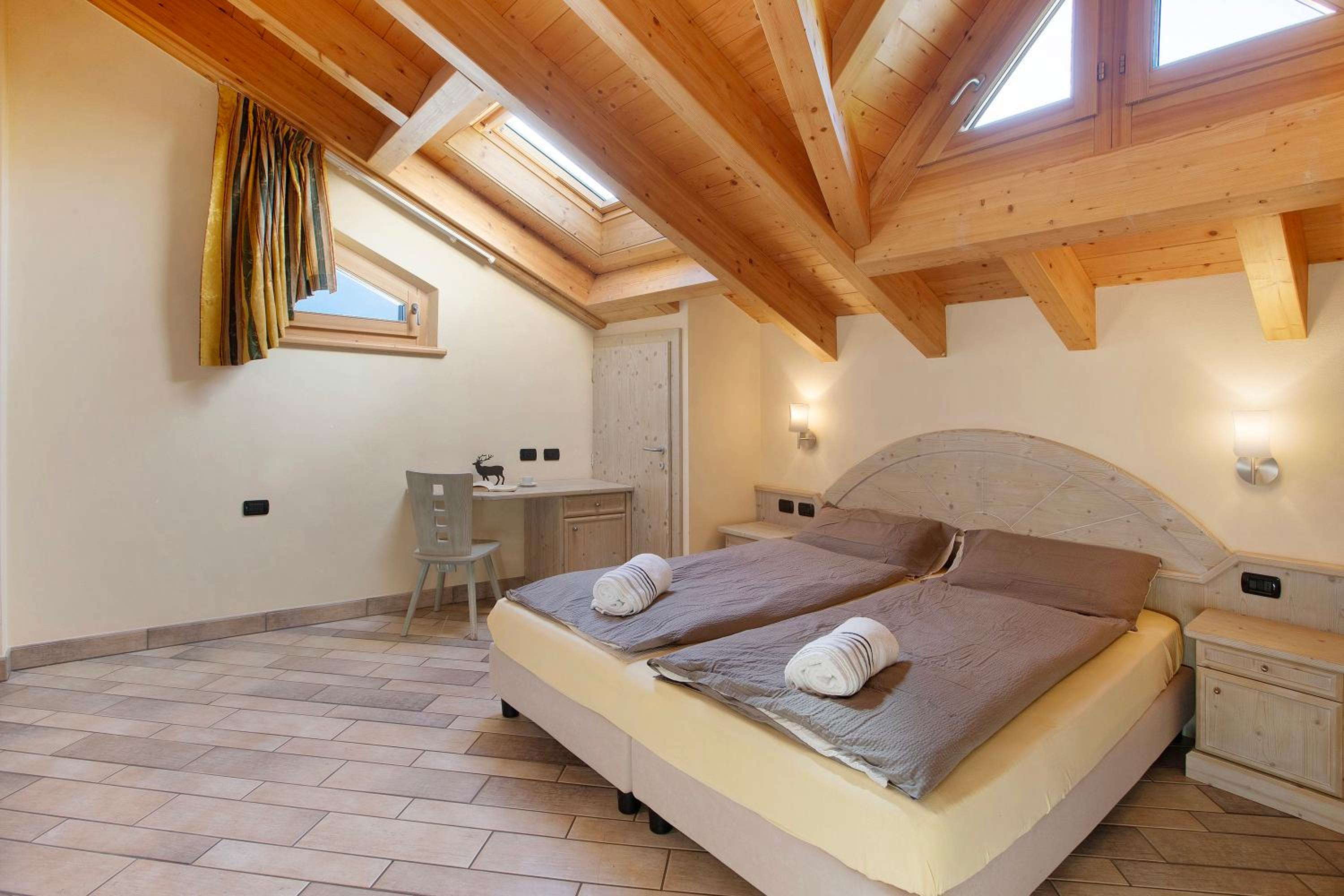 One-Bedroom Apartment with Garden