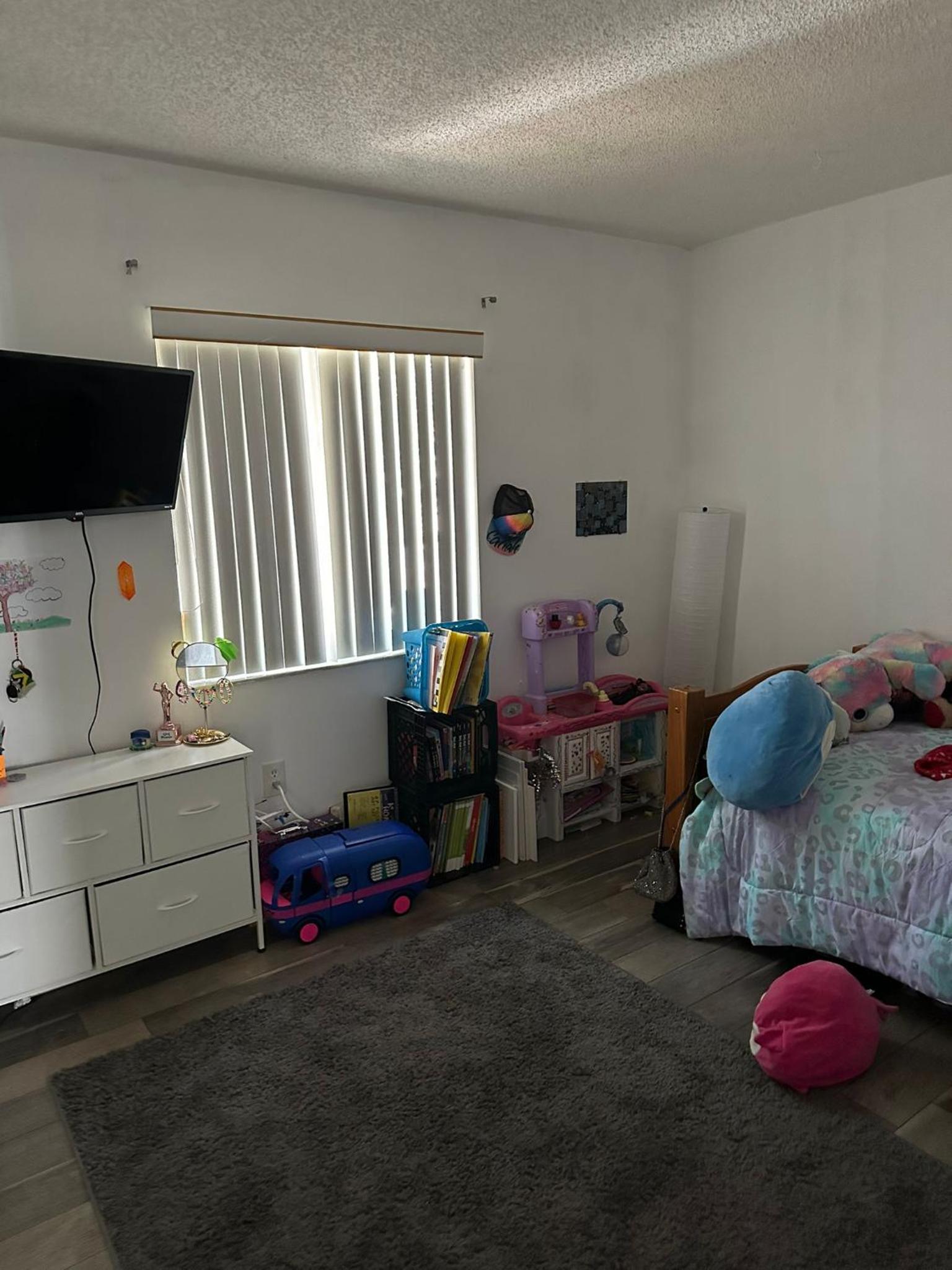 Three-Bedroom House photo 1