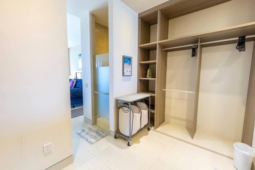 Three-Bedroom Apartment photo 1