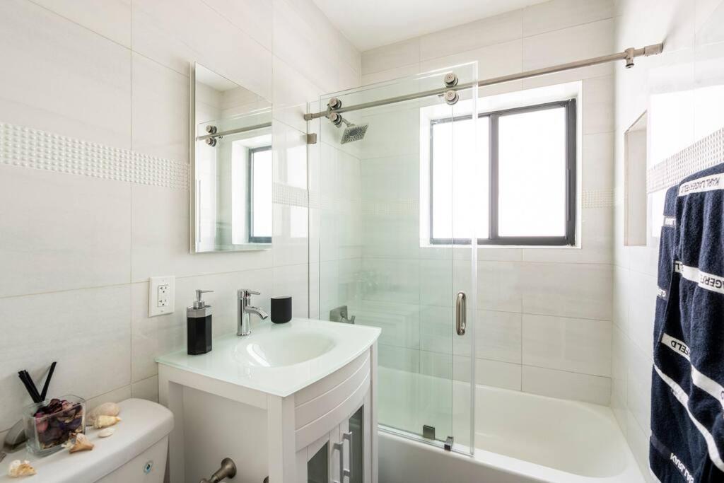 One-Bedroom House photo 2
