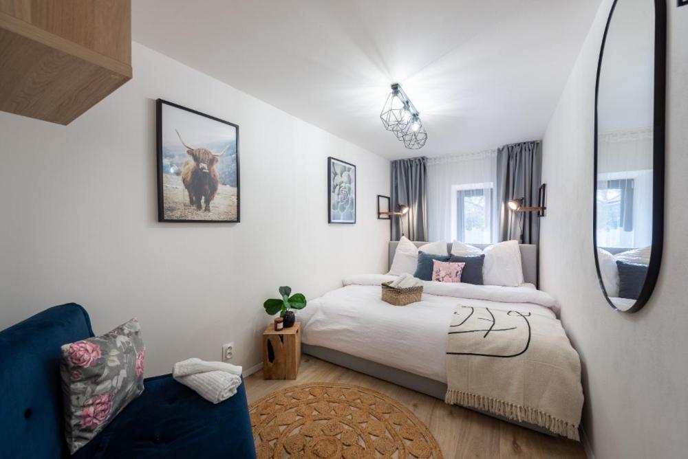 Double Room with Shared Bathroom photo 3