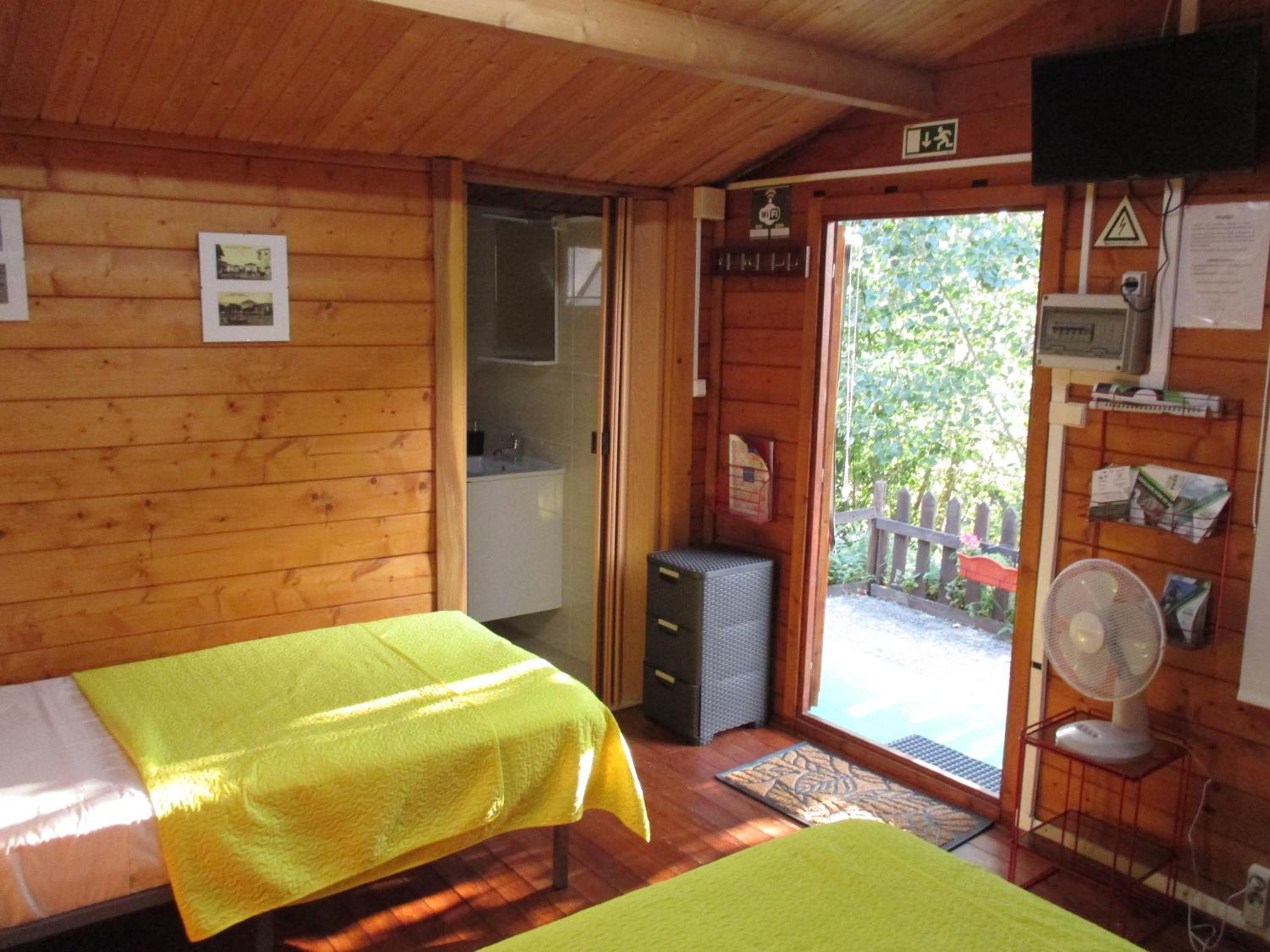 Family Bungalow - Photo 2