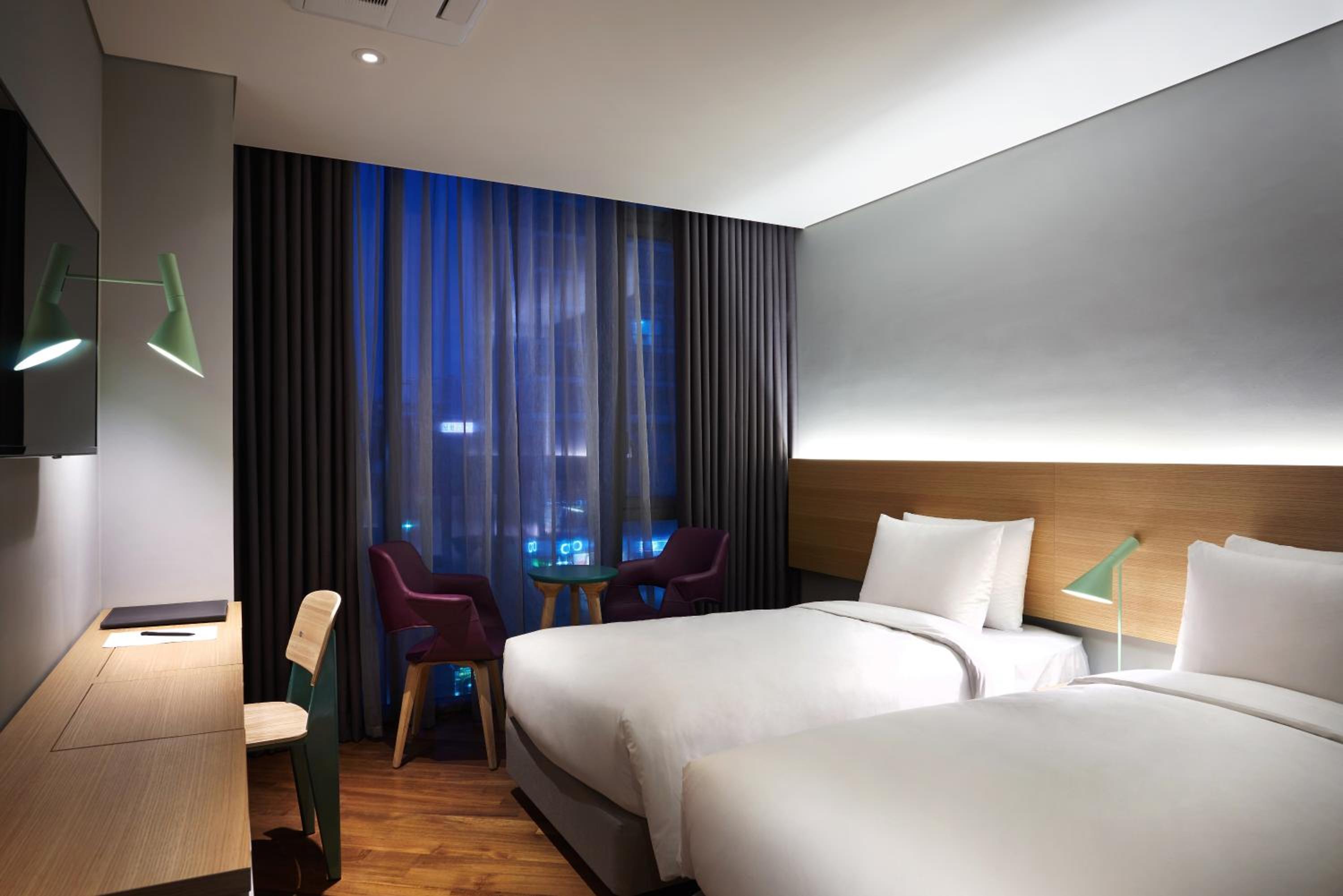 Deluxe Twin Room photo 3