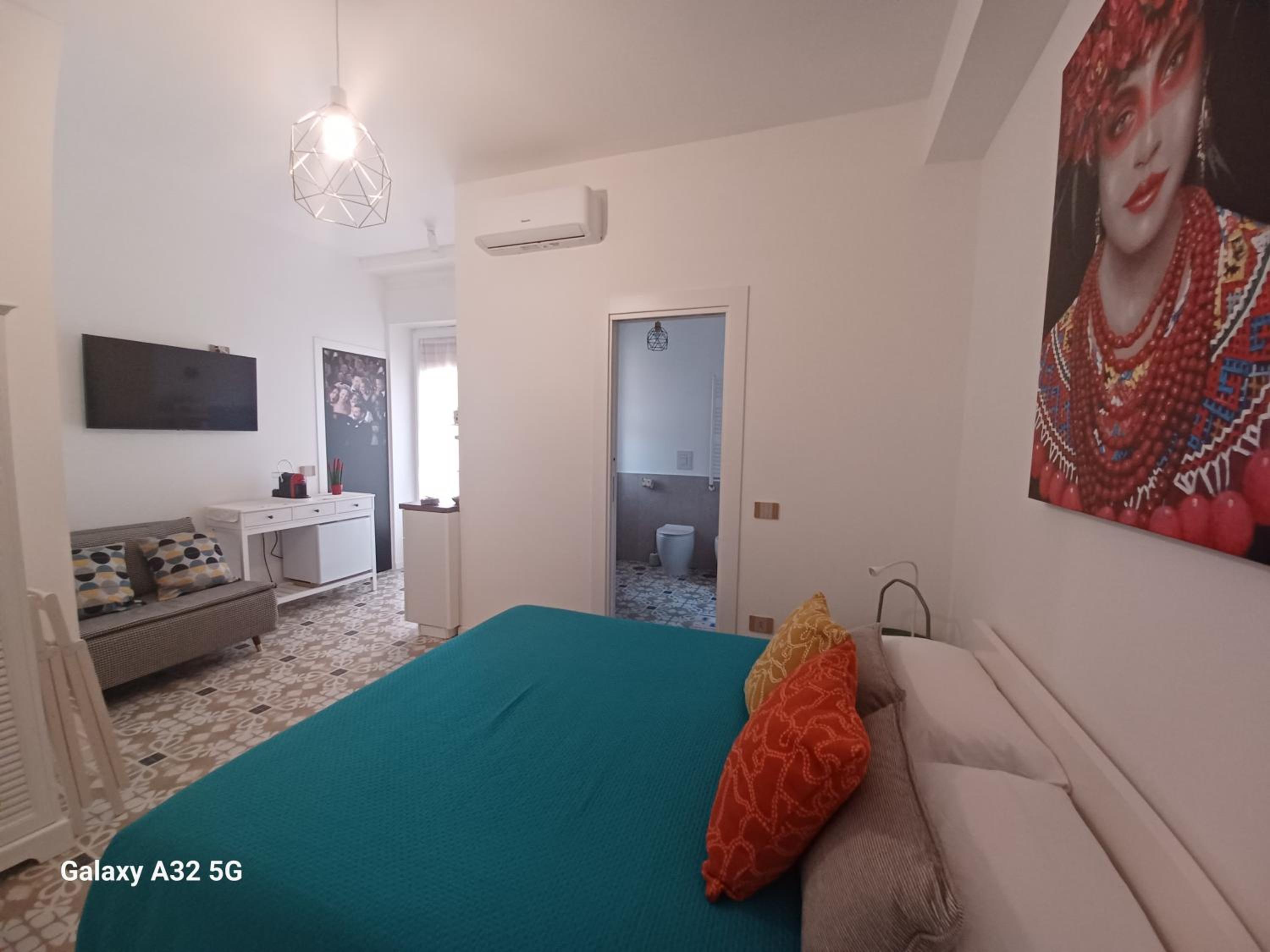 Classic Triple Room - Photo 35