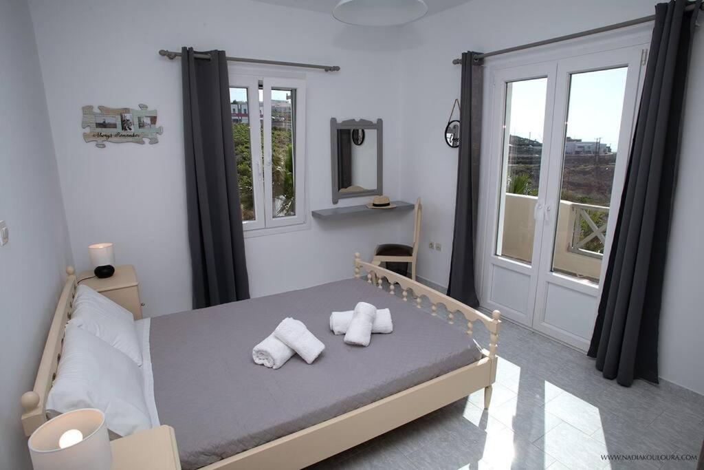 Four-Bedroom House photo 3