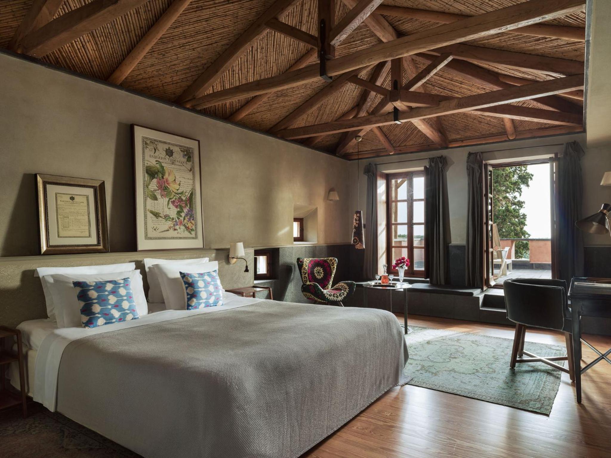 Premium Residence