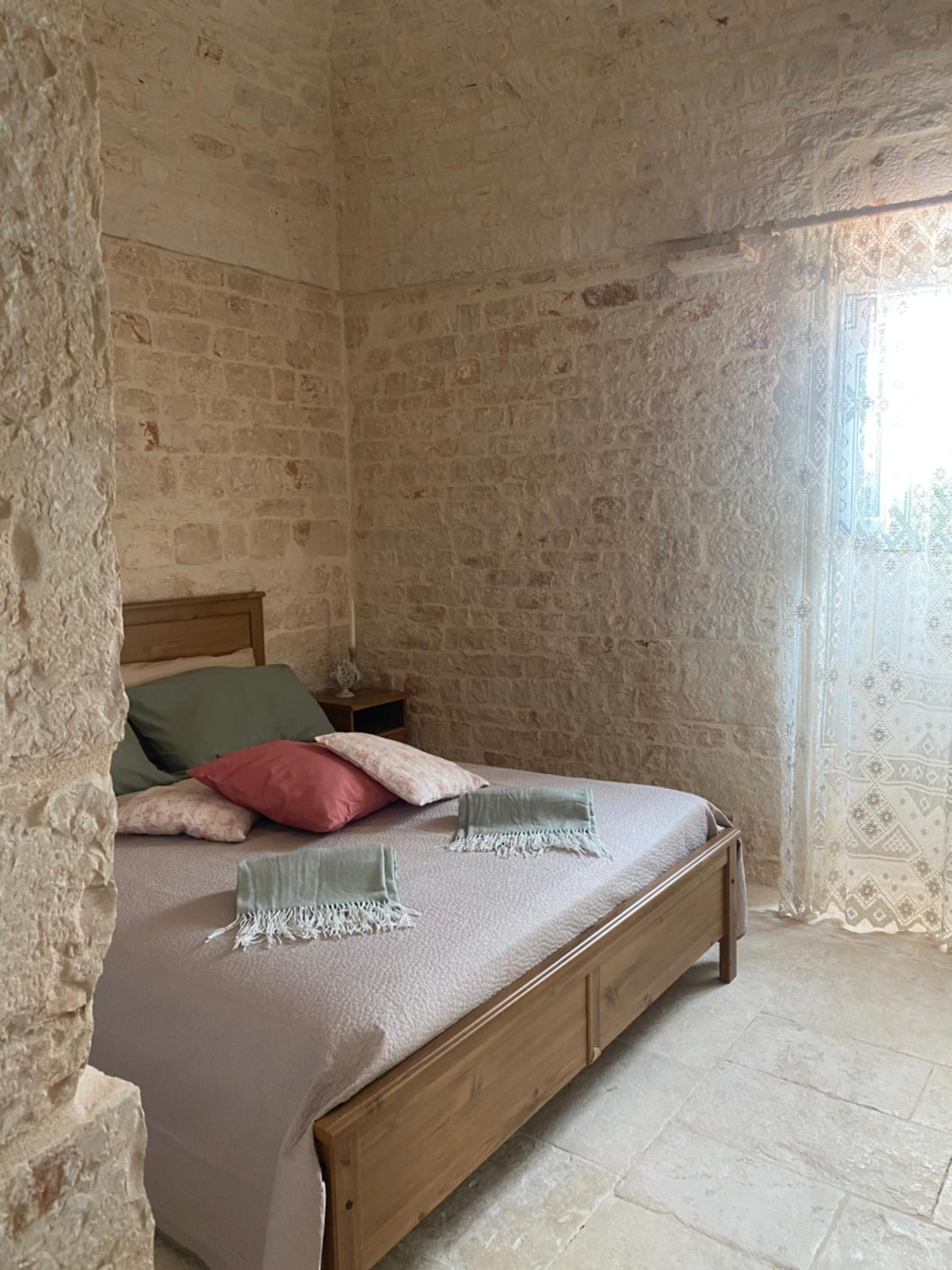 One-Bedroom House photo 1