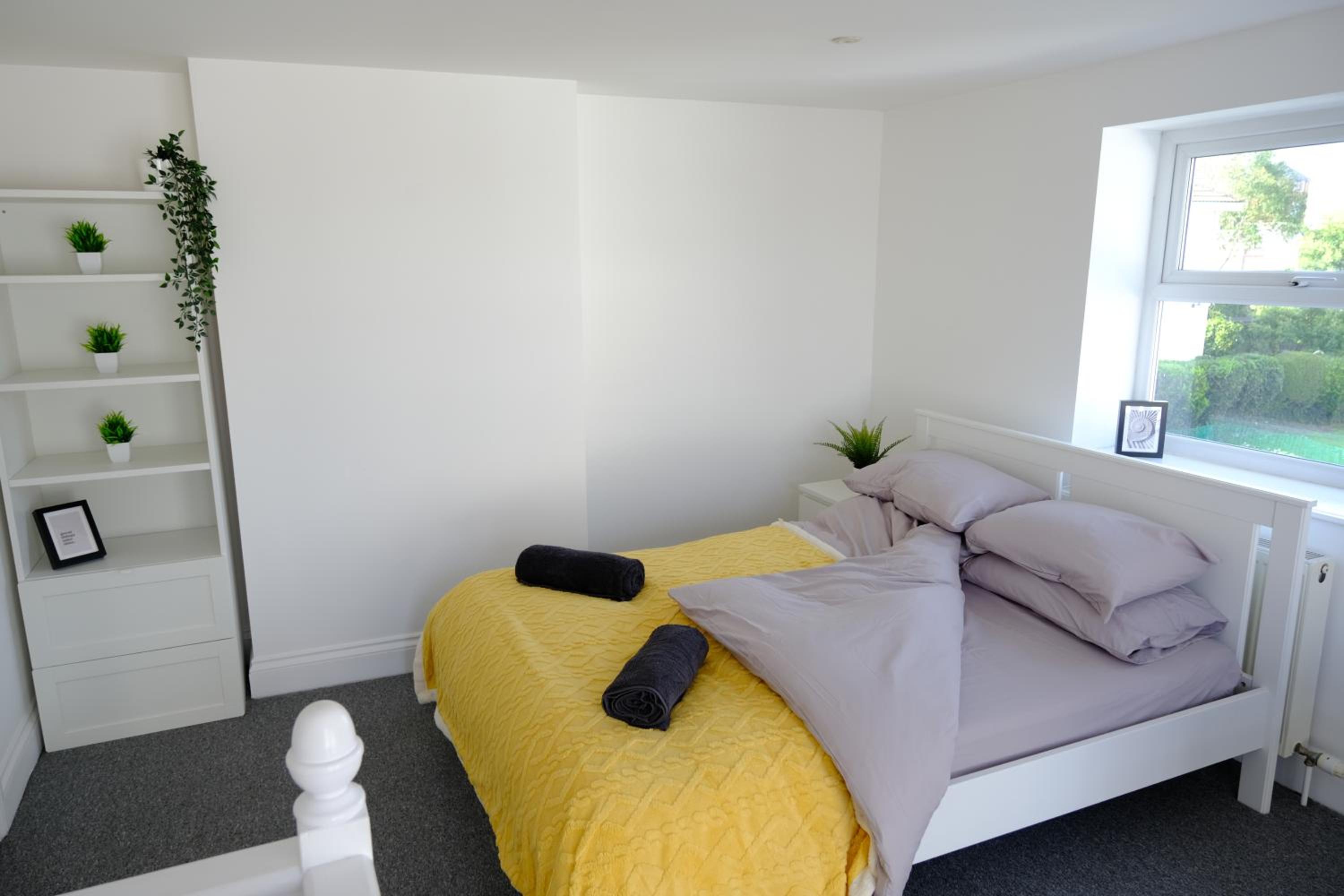 Three-Bedroom House photo 1