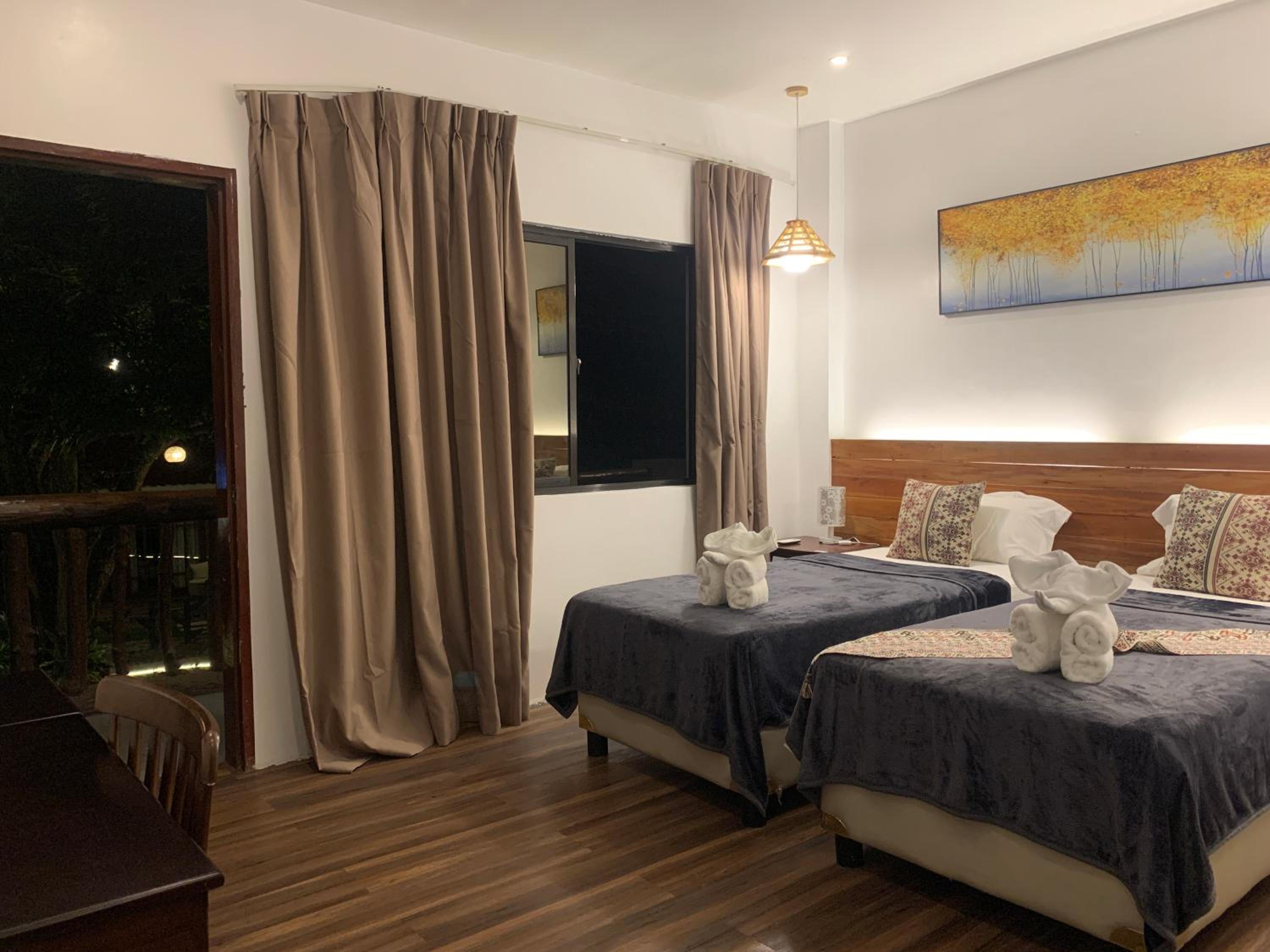 Standard Queen Room - Photo 16