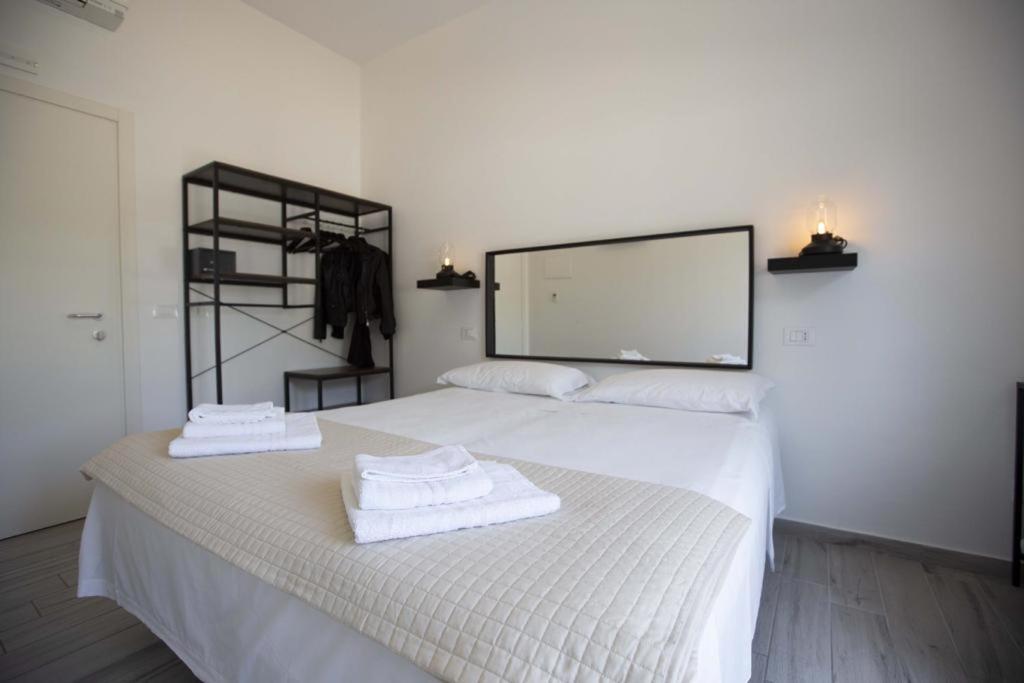 Double or Twin Room with Balcony photo 3