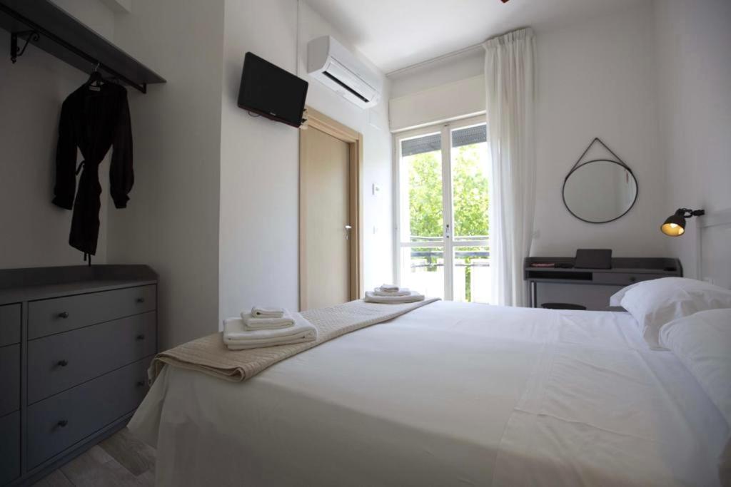 Double Room with Balcony photo 2