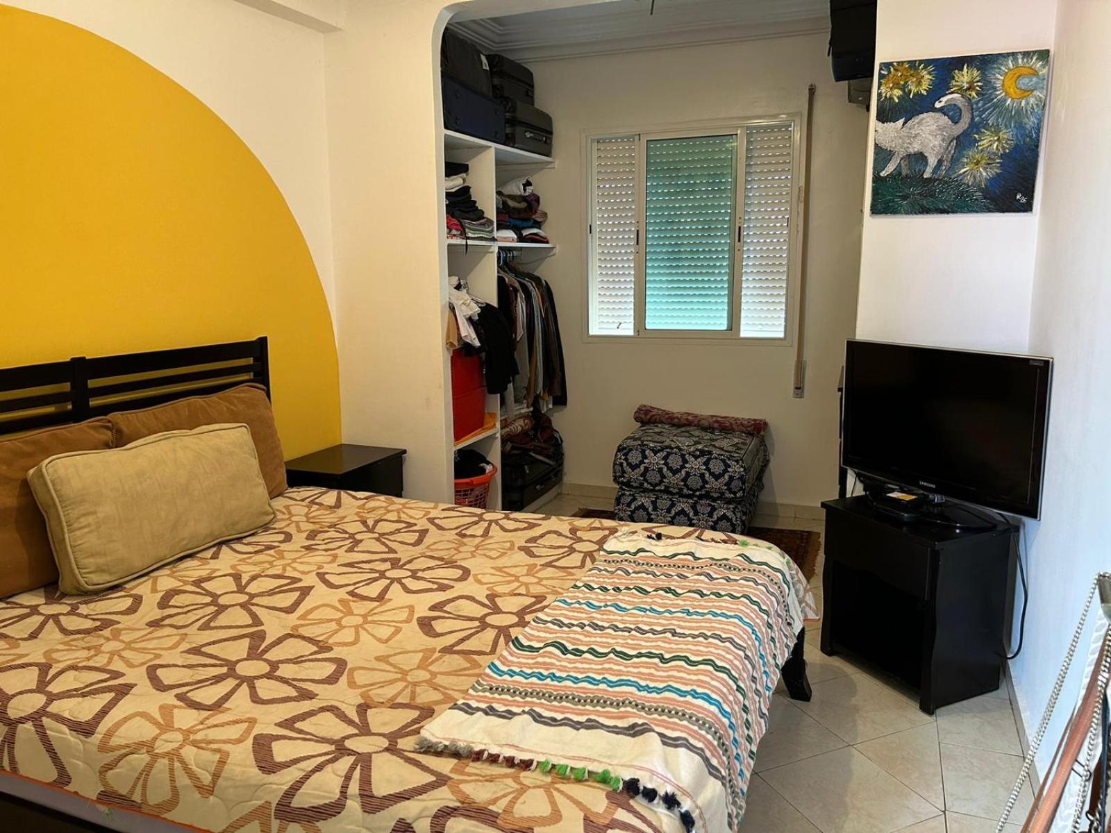 One-Bedroom Apartment photo 1