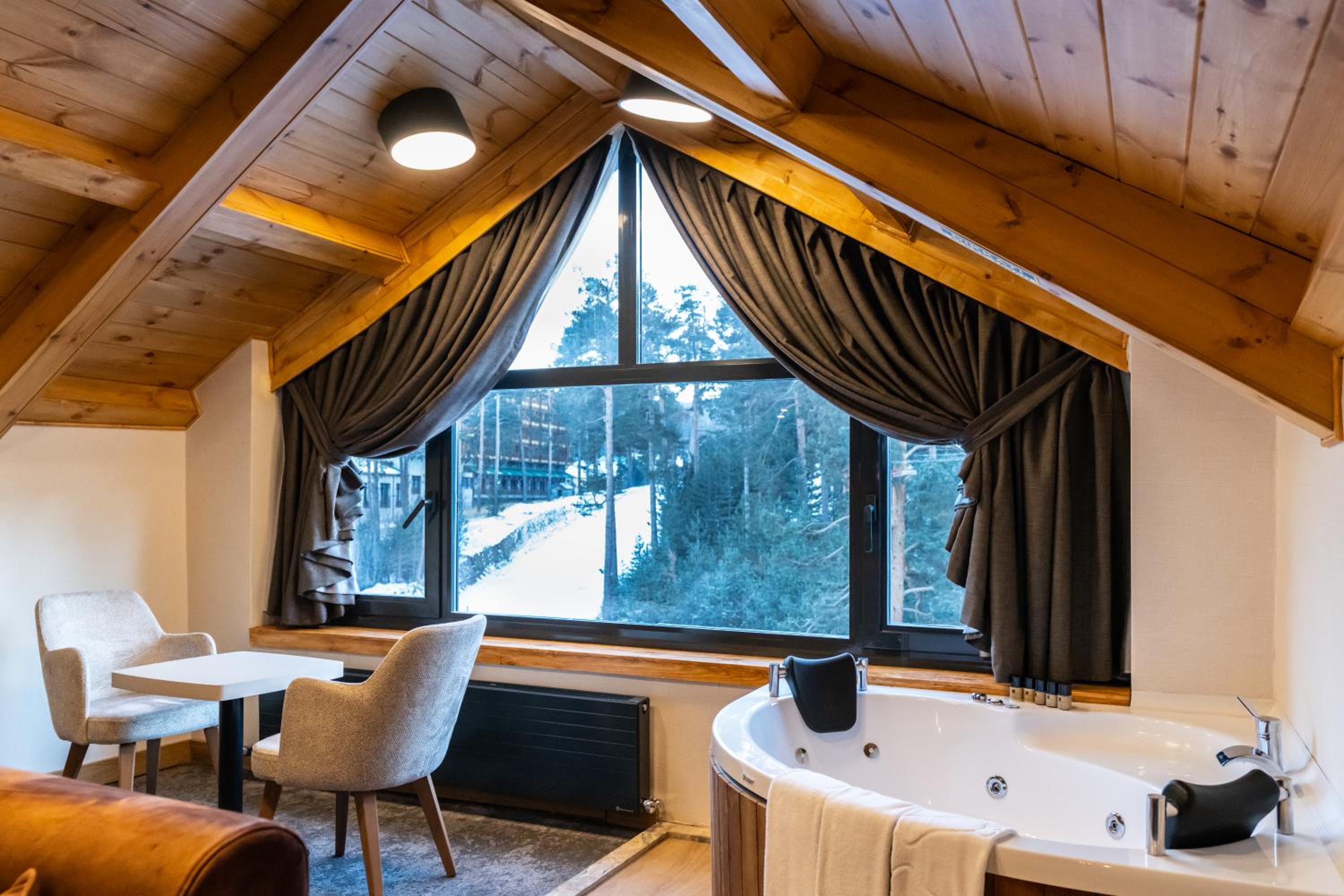 Presidential Suite photo 1