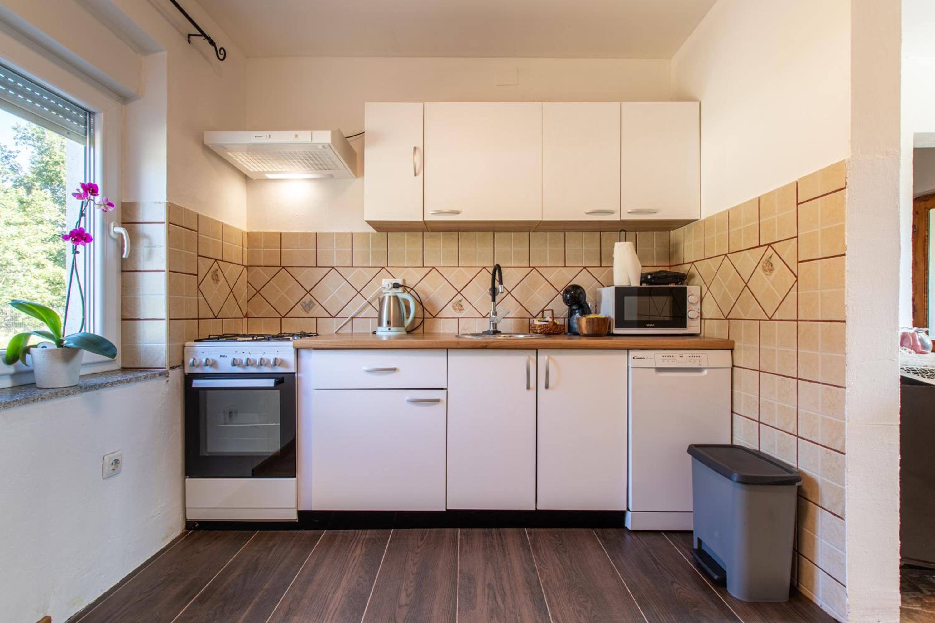 Vacation Home - Photo 9