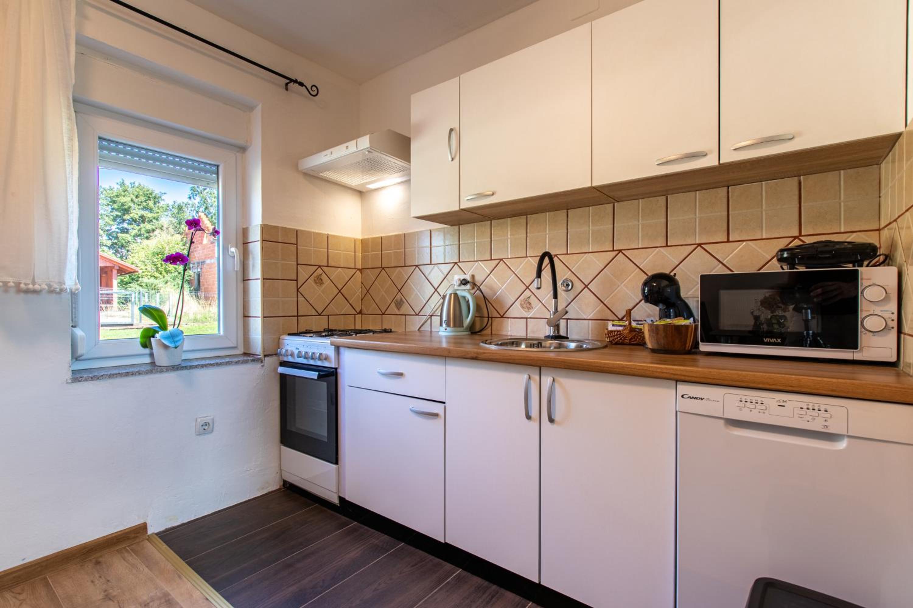 Vacation Home - Photo 8