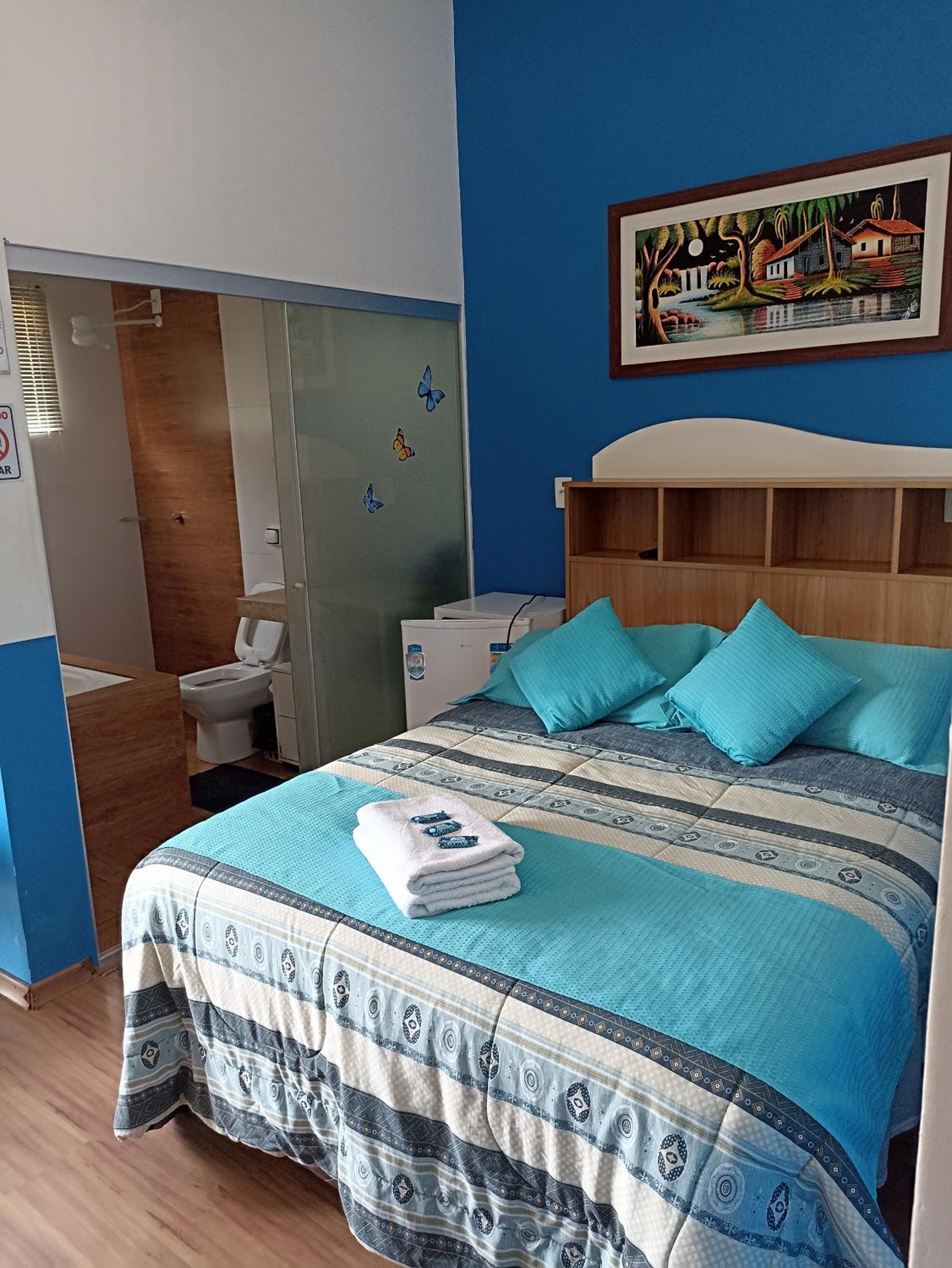 Deluxe Suite with Spa Bath