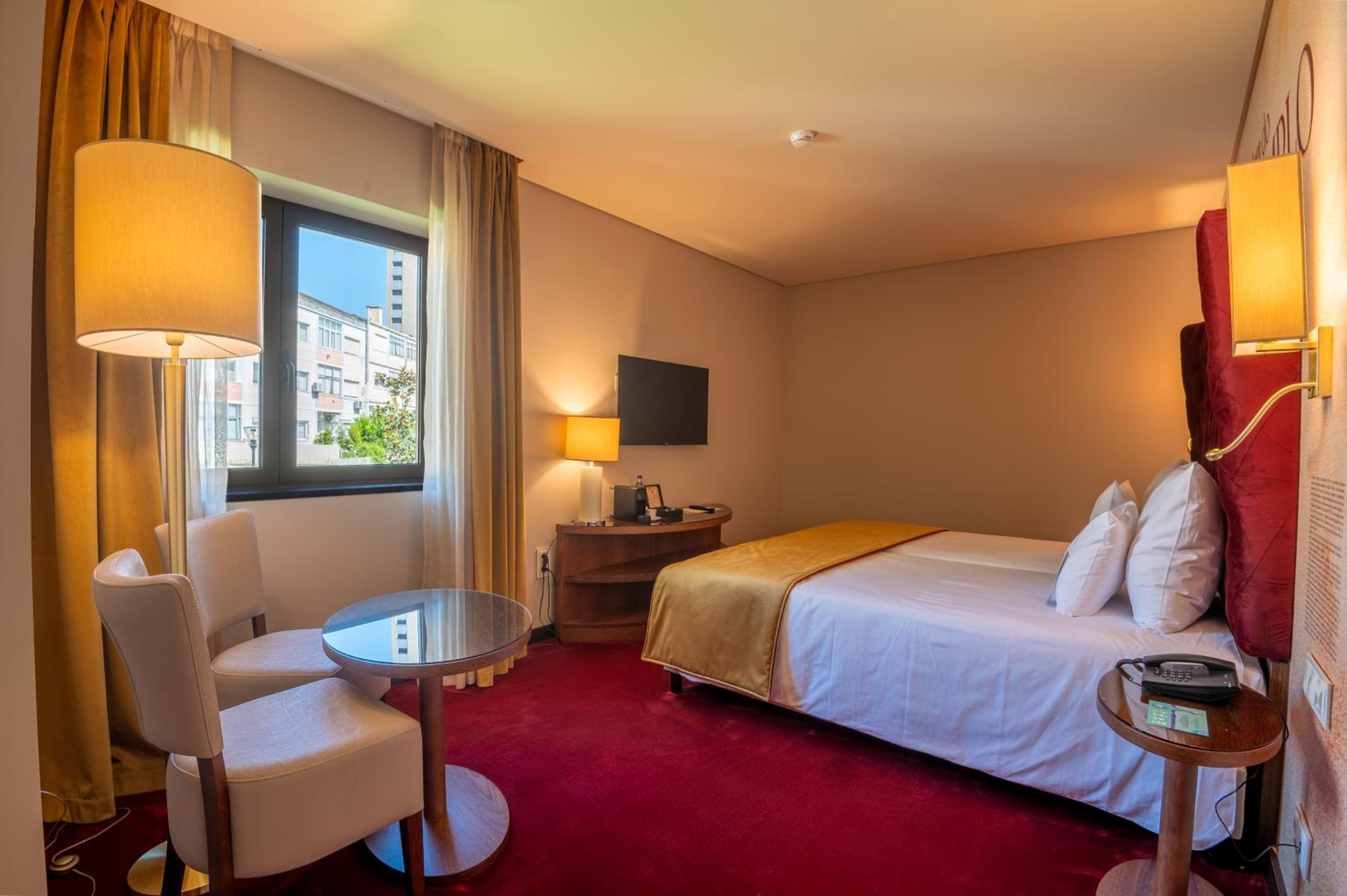 Twin Room - Photo 1