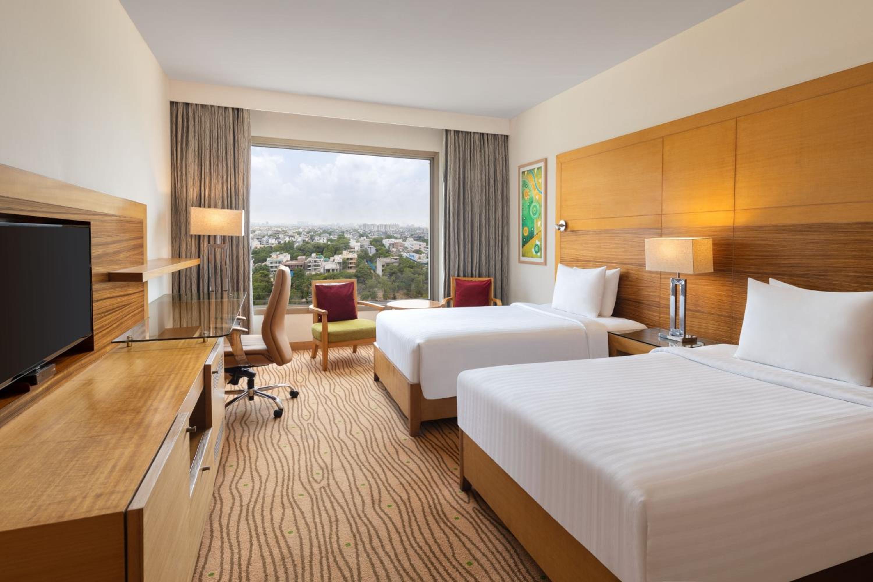 Twin Guest Room High Floor