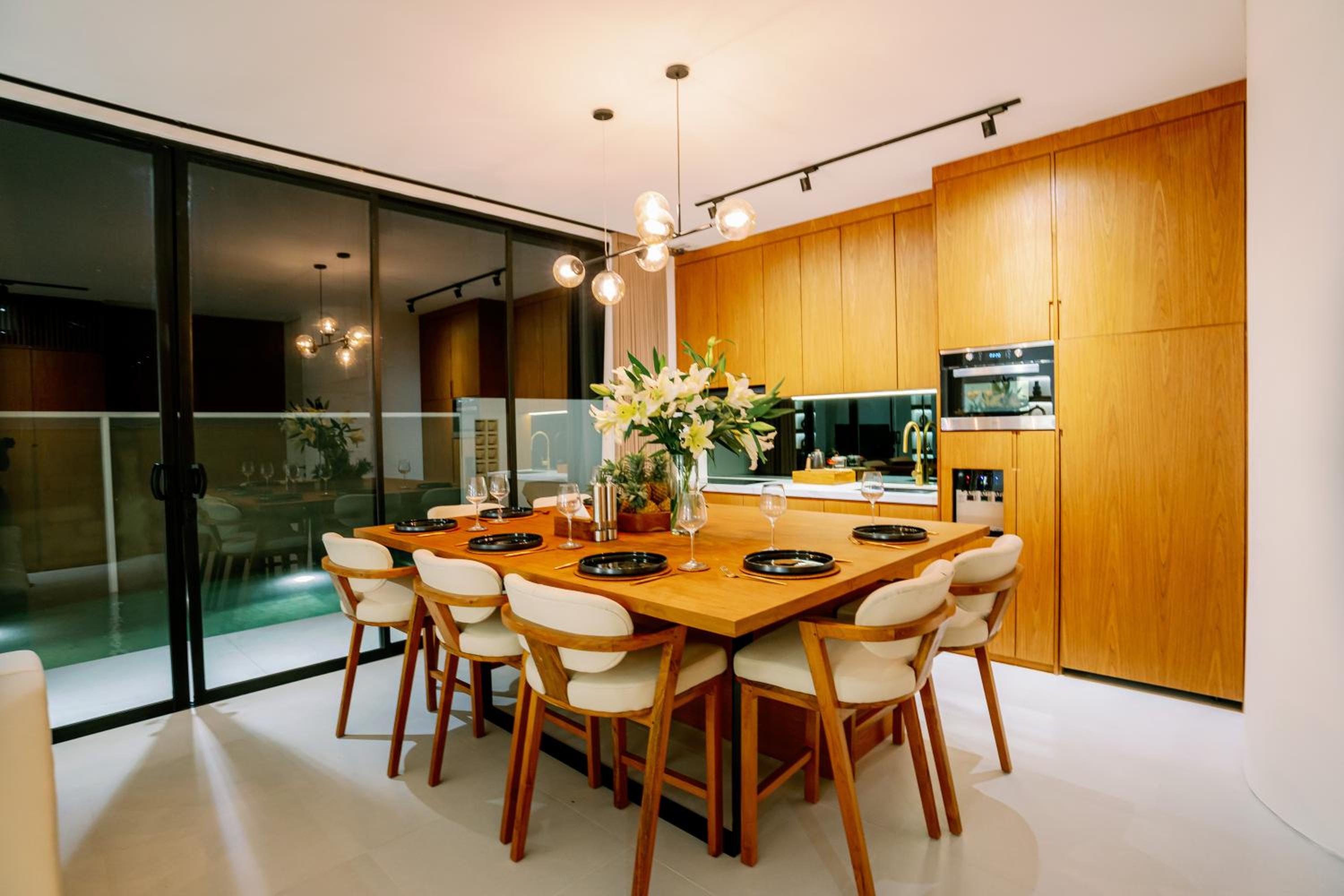 Three-Bedroom Villa - Photo 45