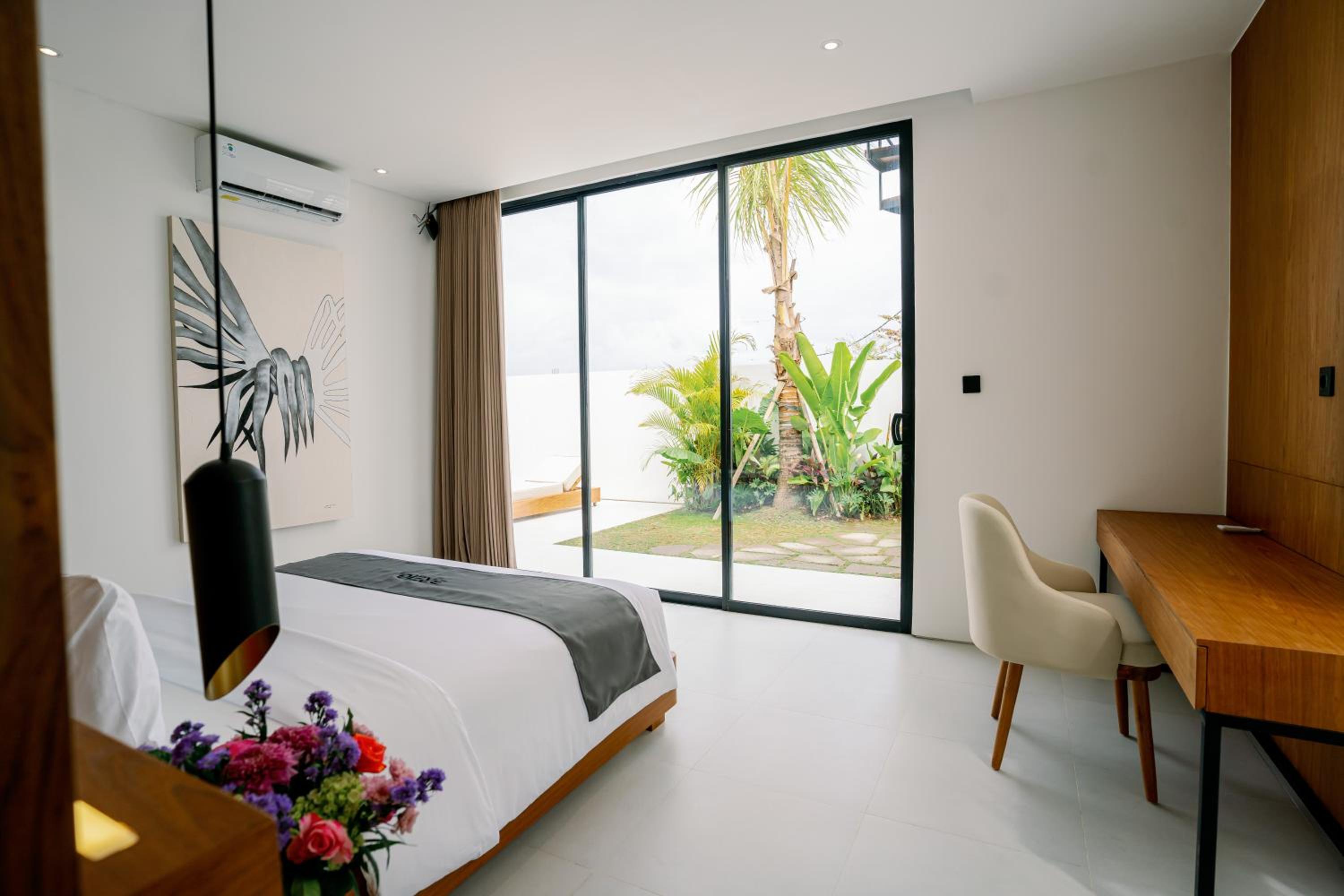 Three-Bedroom Villa - Photo 24