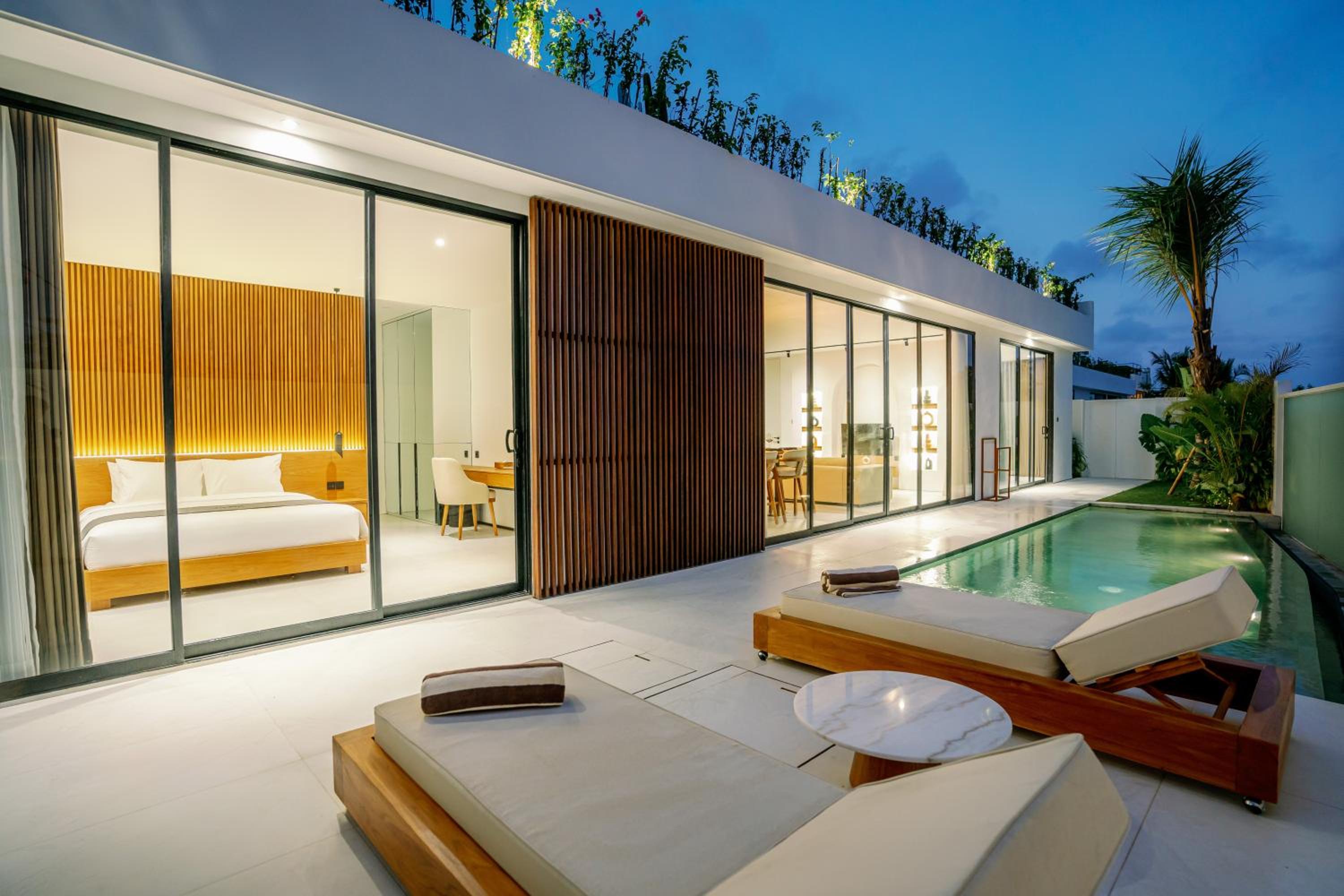 Three-Bedroom Villa - Photo 22