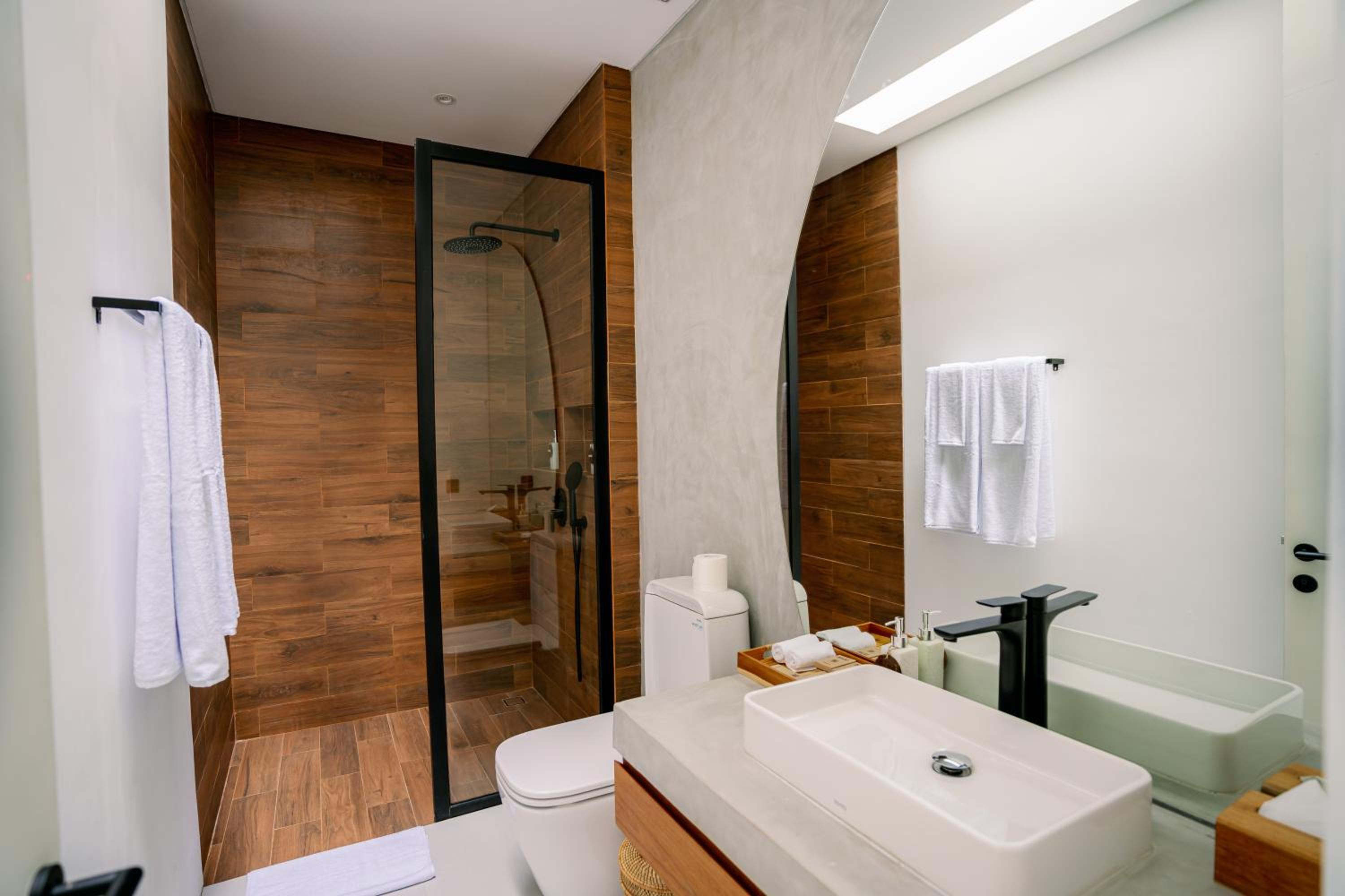 Three-Bedroom Villa - Photo 19