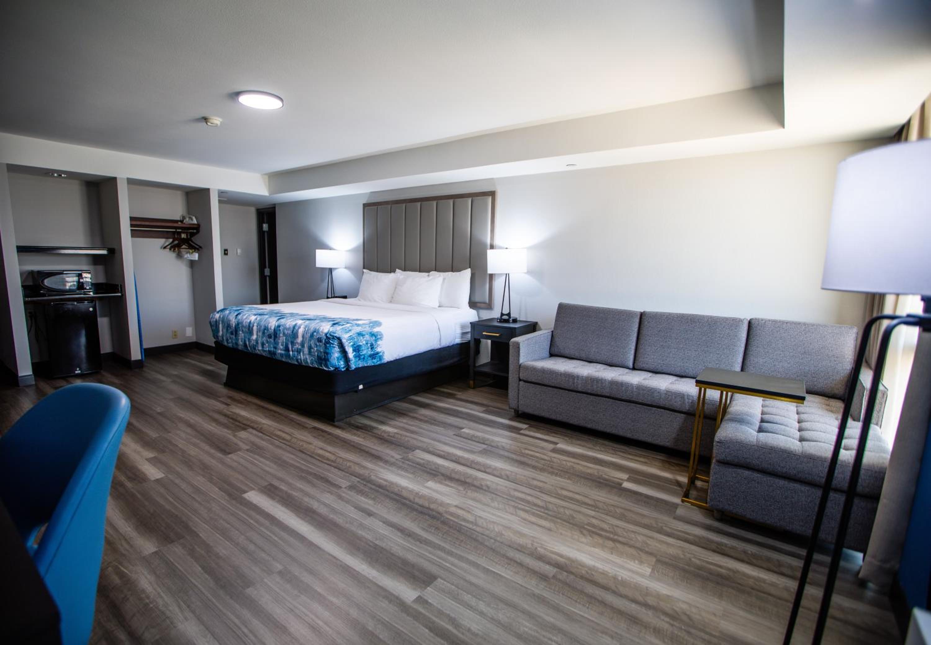 Executive King Room - Non-Smoking - Photo 3